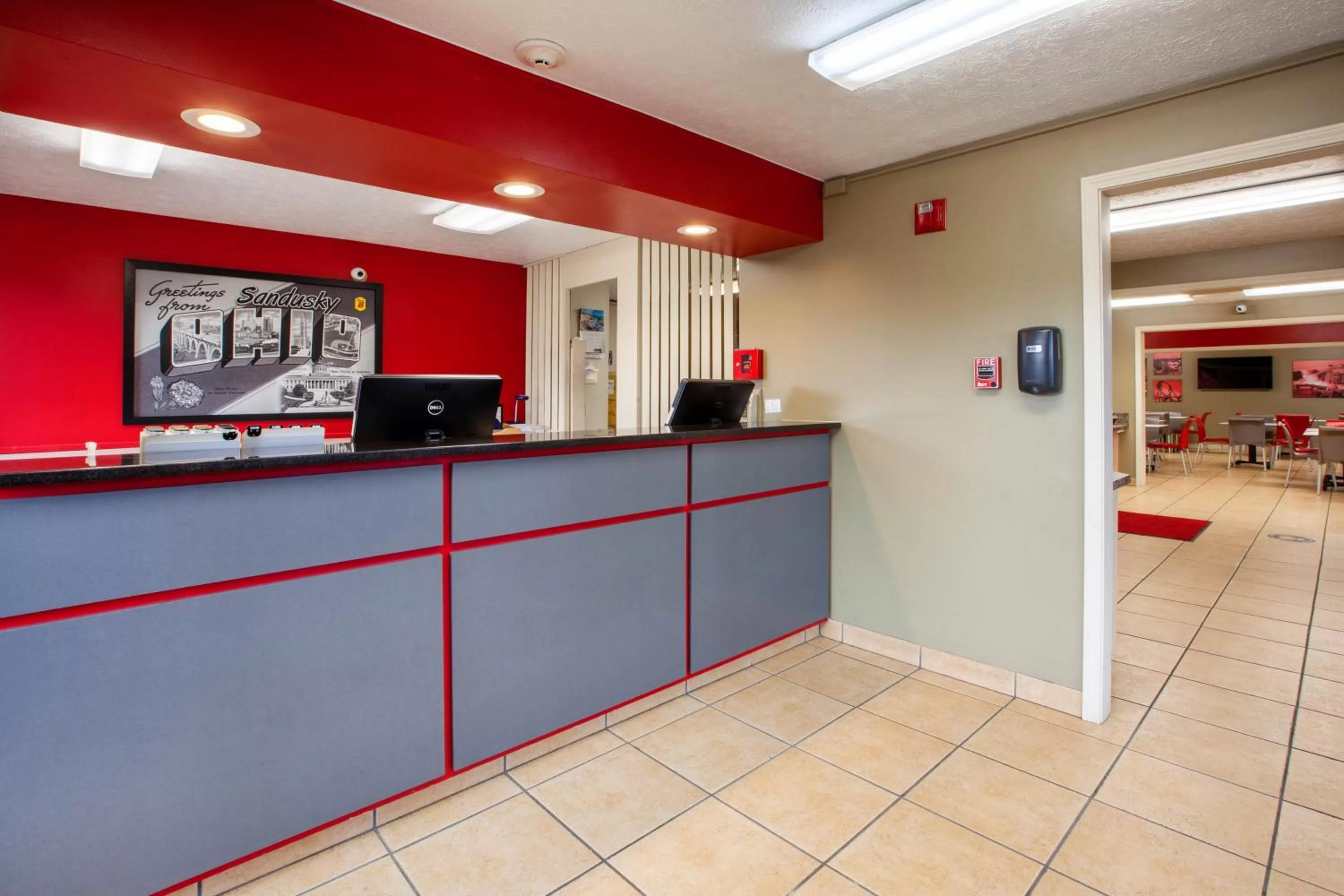 Lobby or reception in Super 8 by Wyndham Sandusky