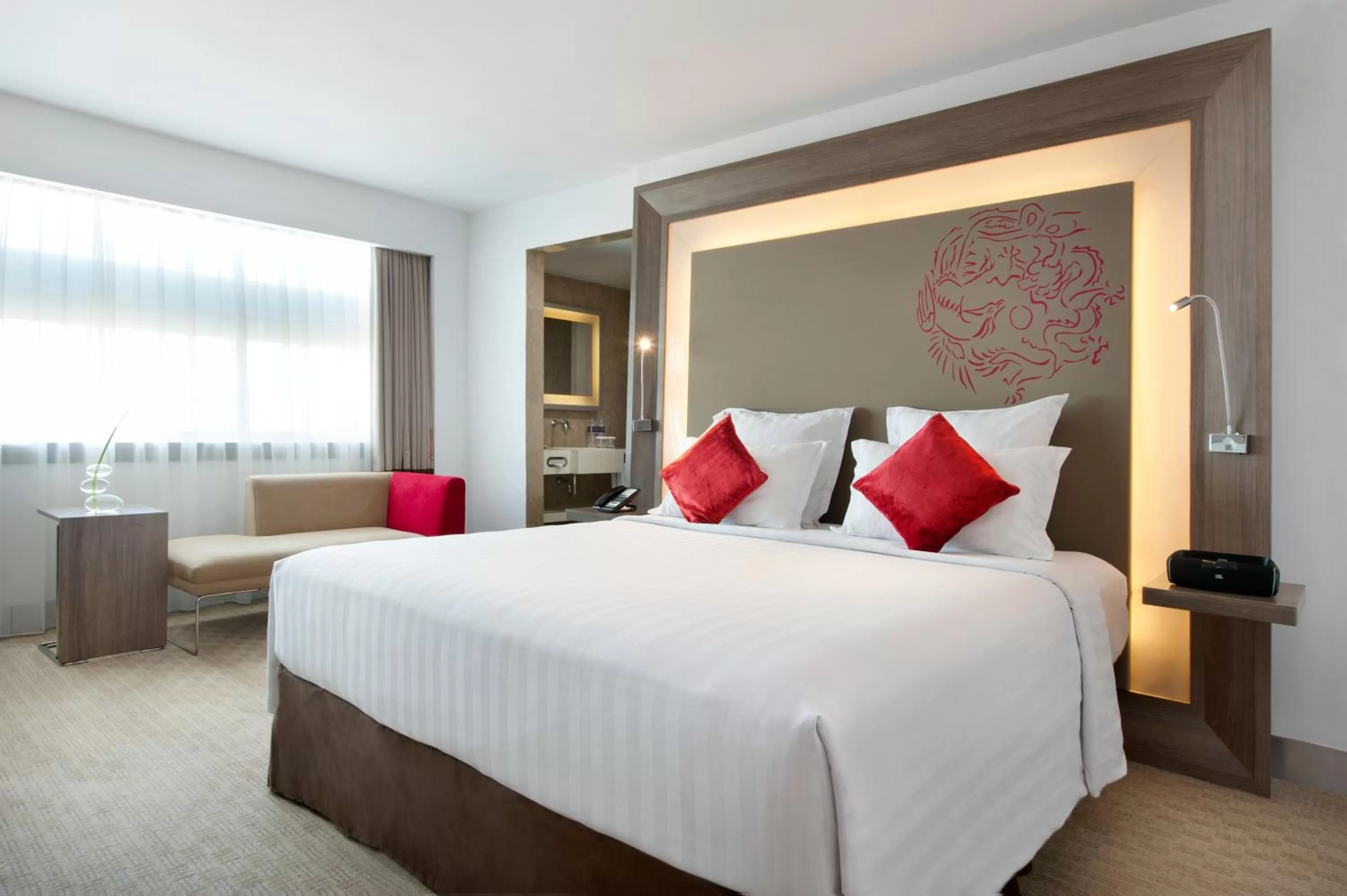 Bedroom, Bed in Novotel Jakarta Gajah Mada