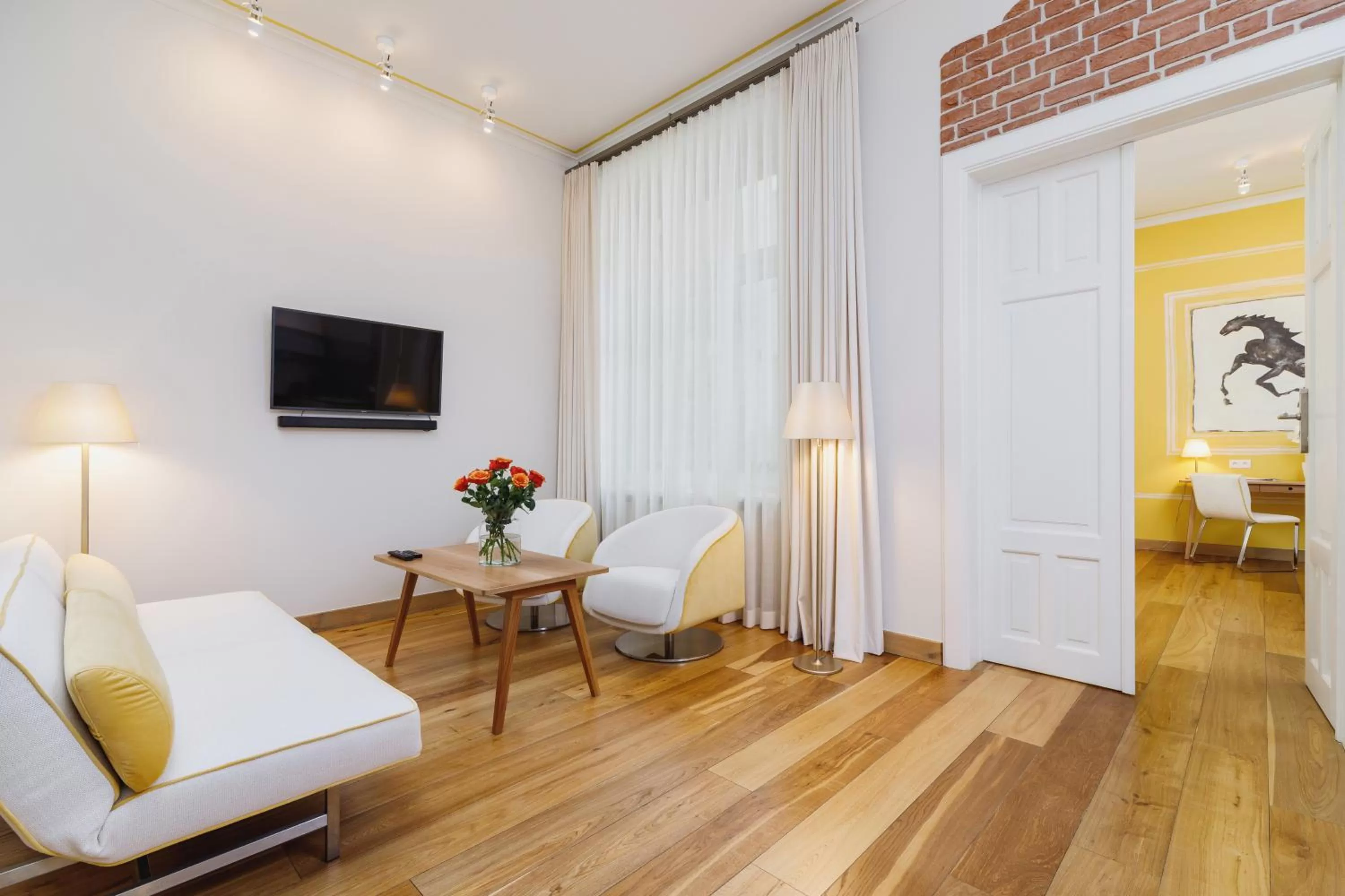 TV and multimedia in Apartamenty Bracka 6