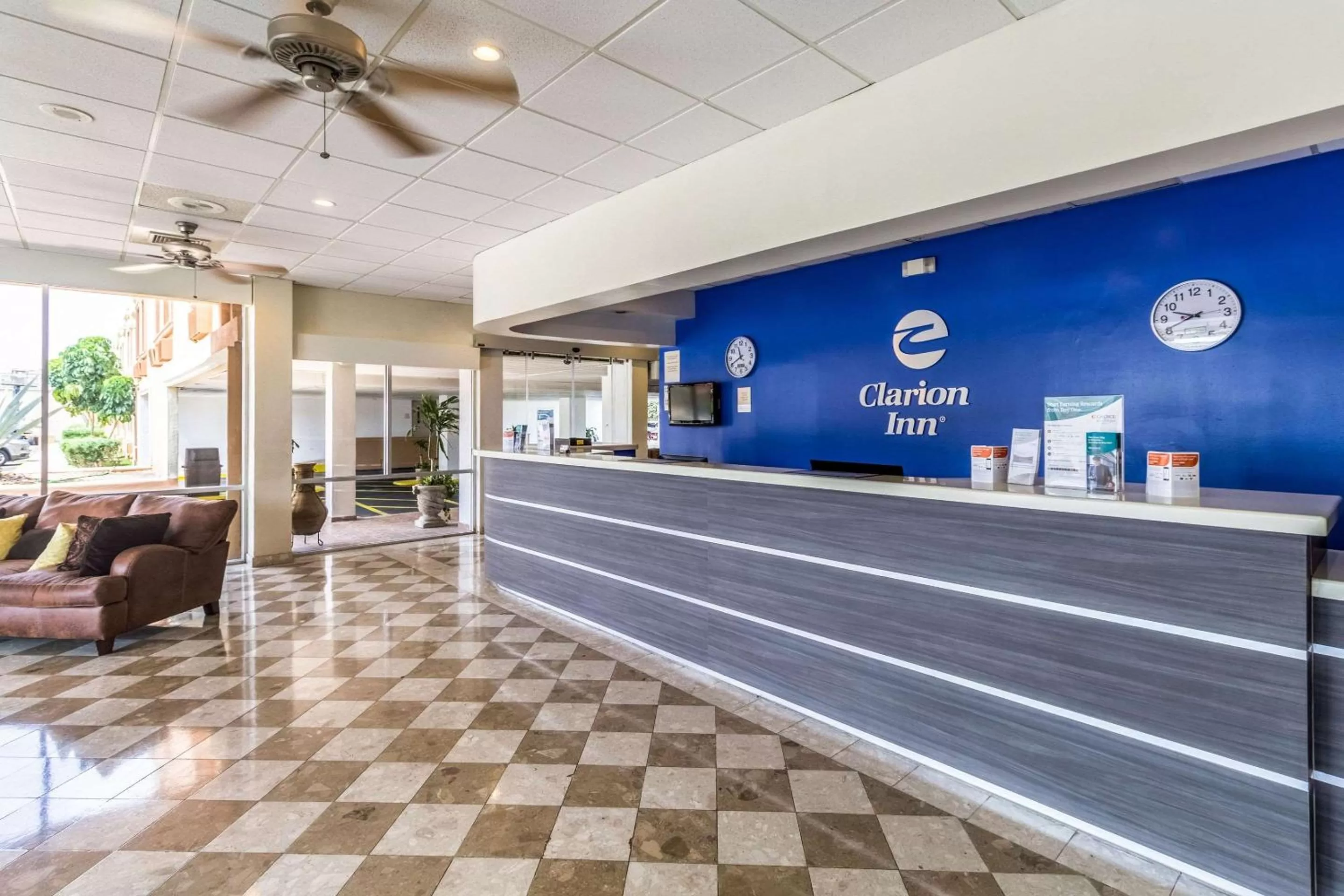 Lobby or reception in Clarion Inn near McAllen Airport