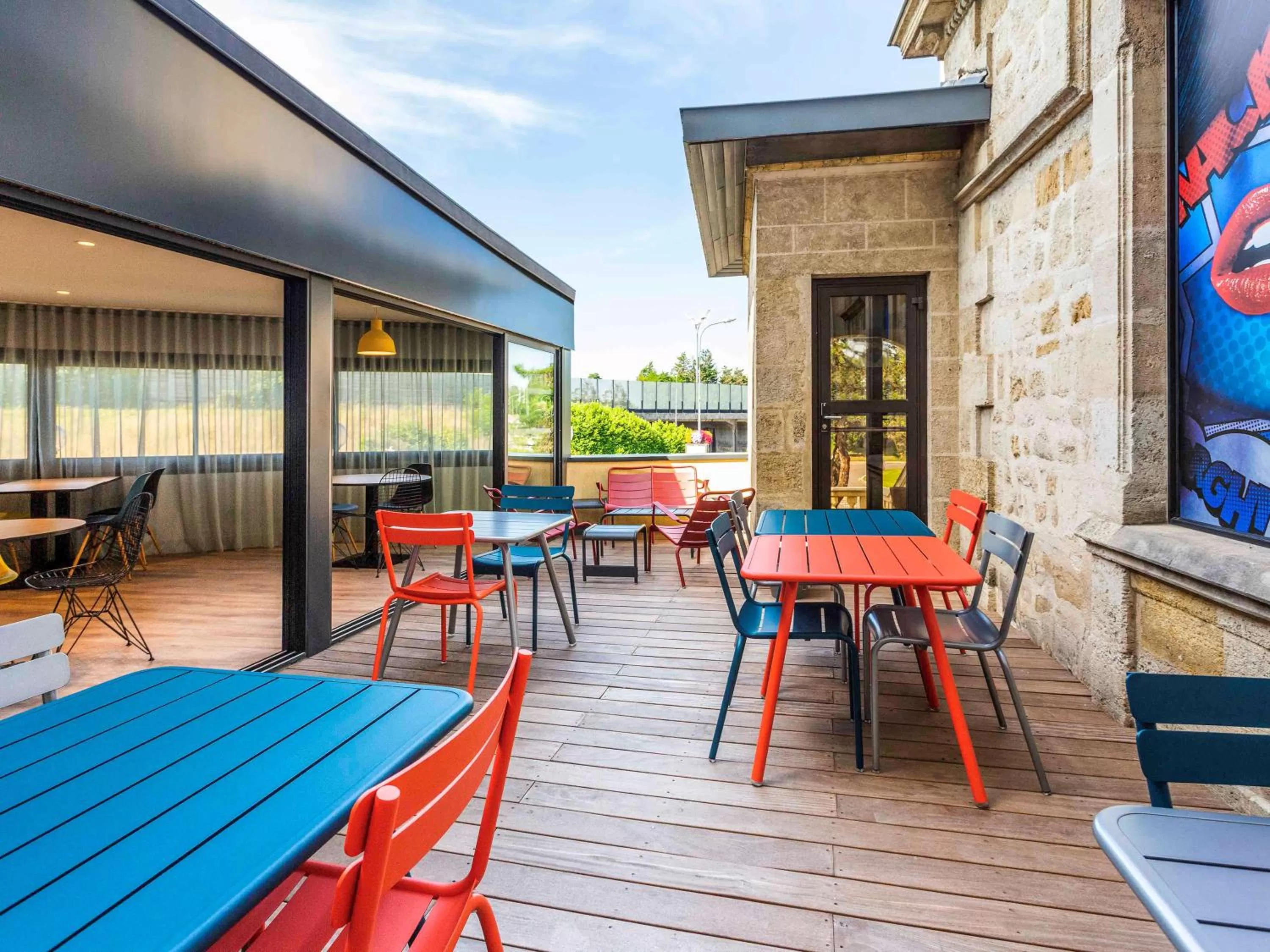 Restaurant/places to eat in ibis Styles Bordeaux Sud