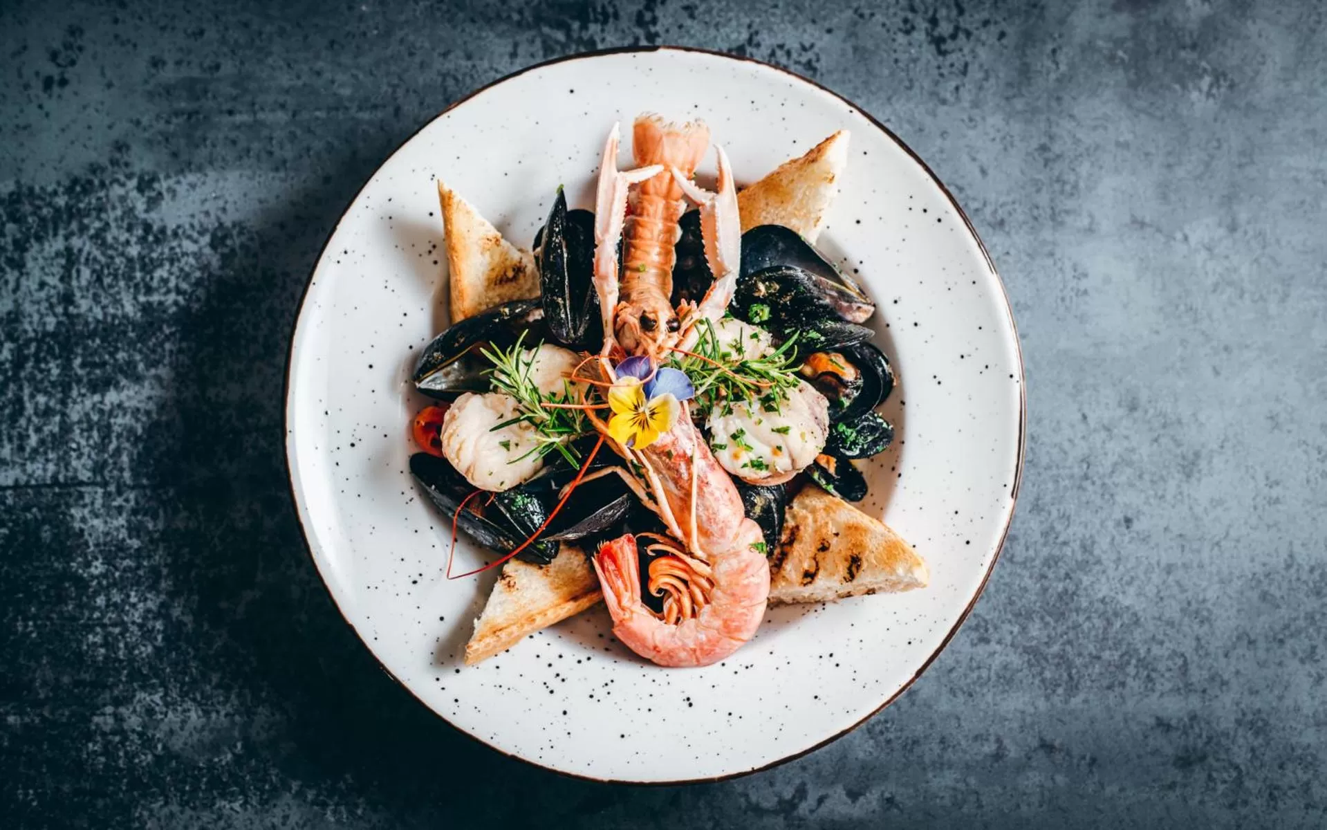 Food and drinks in Hotel More