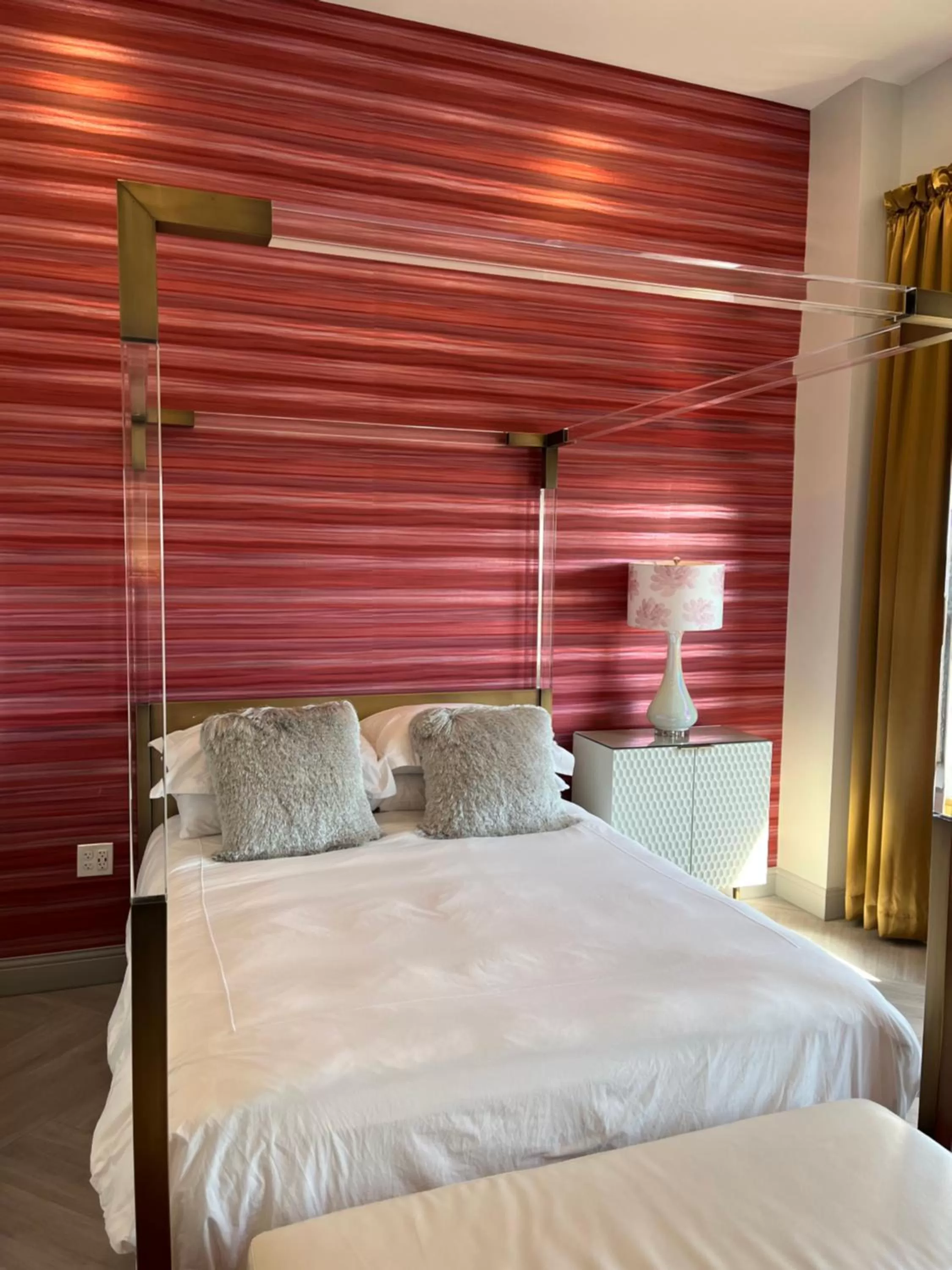 Bed in Hotel On Phillips