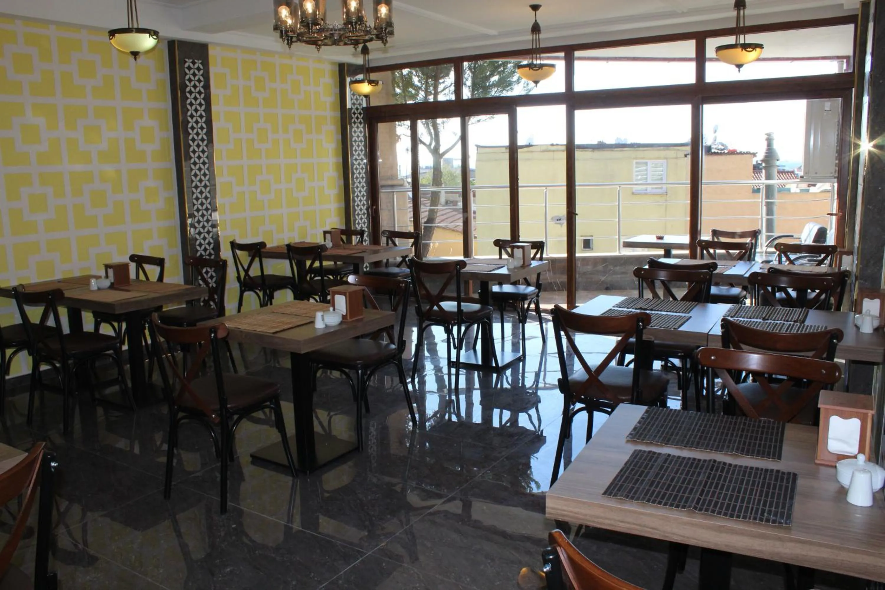 Restaurant/places to eat in Art City Hotel Istanbul