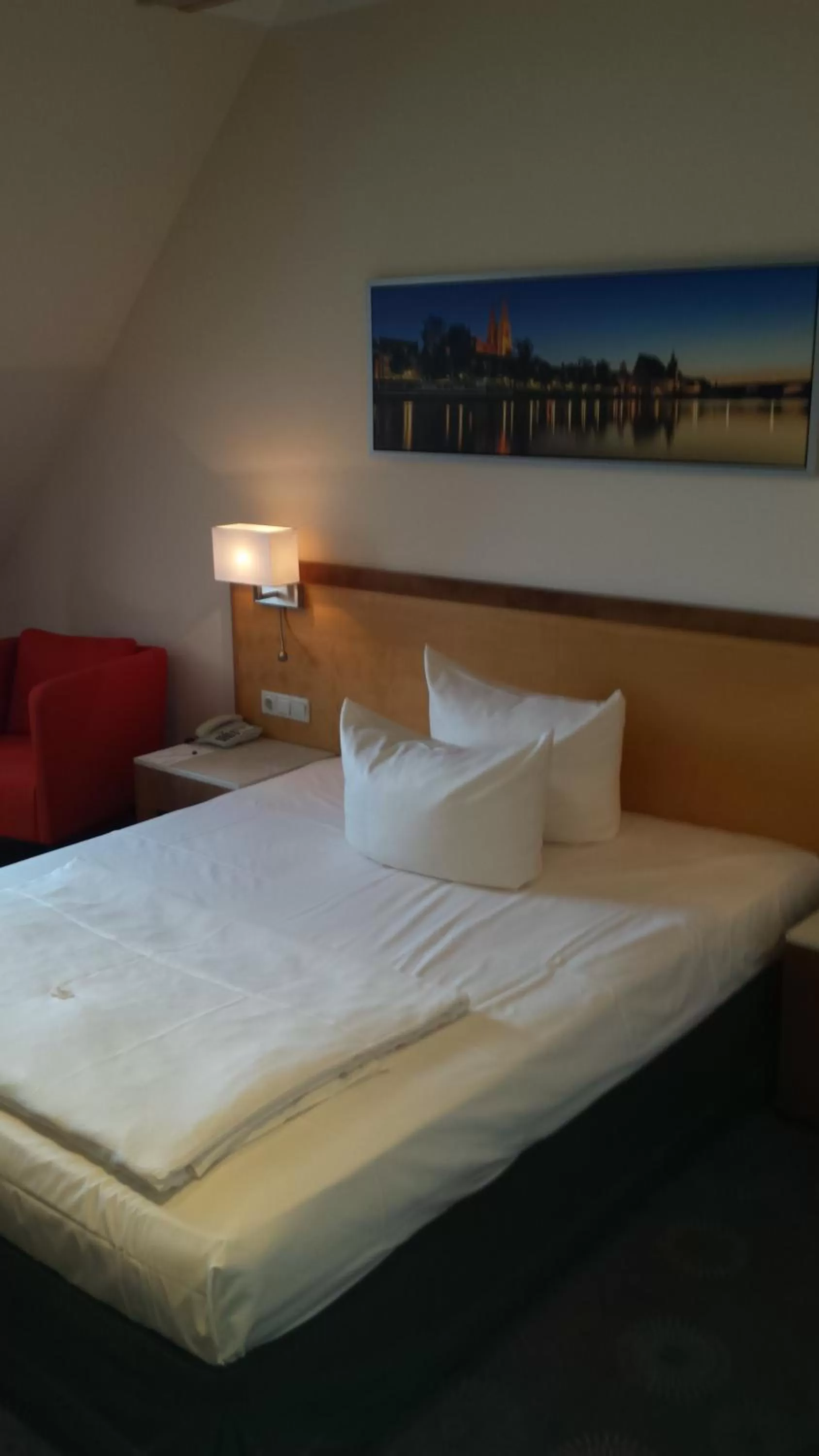 Bed in SORAT Insel-Hotel Regensburg