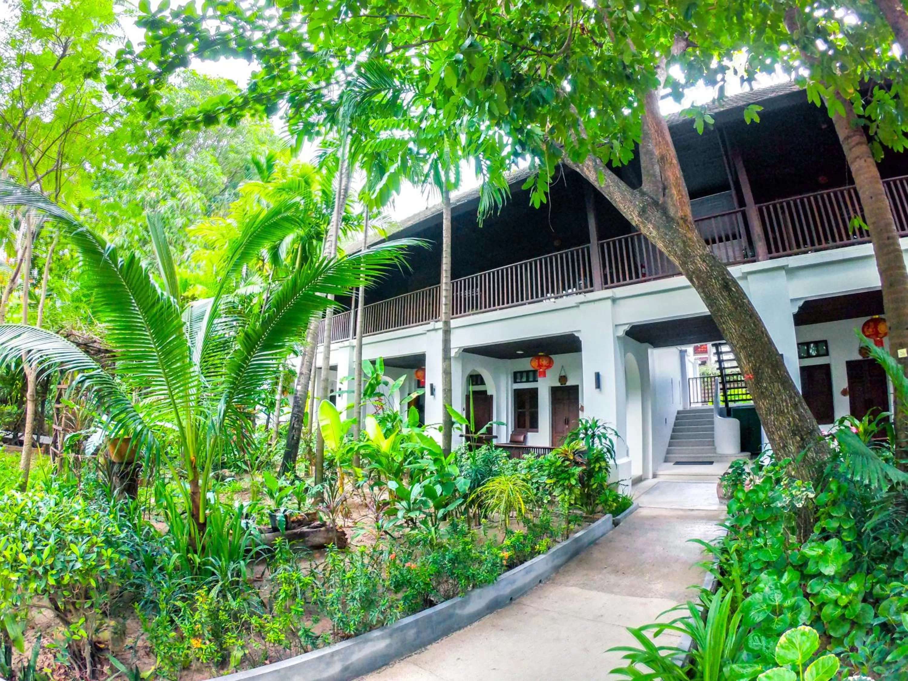 Facade/entrance in Chaweng Garden Beach Resort - SHA Plus