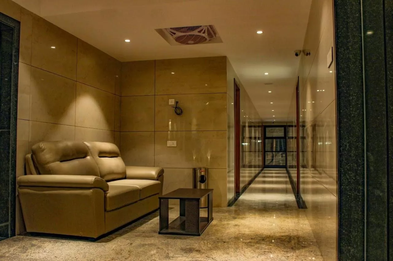 Property building in RR Mount Elite Suites