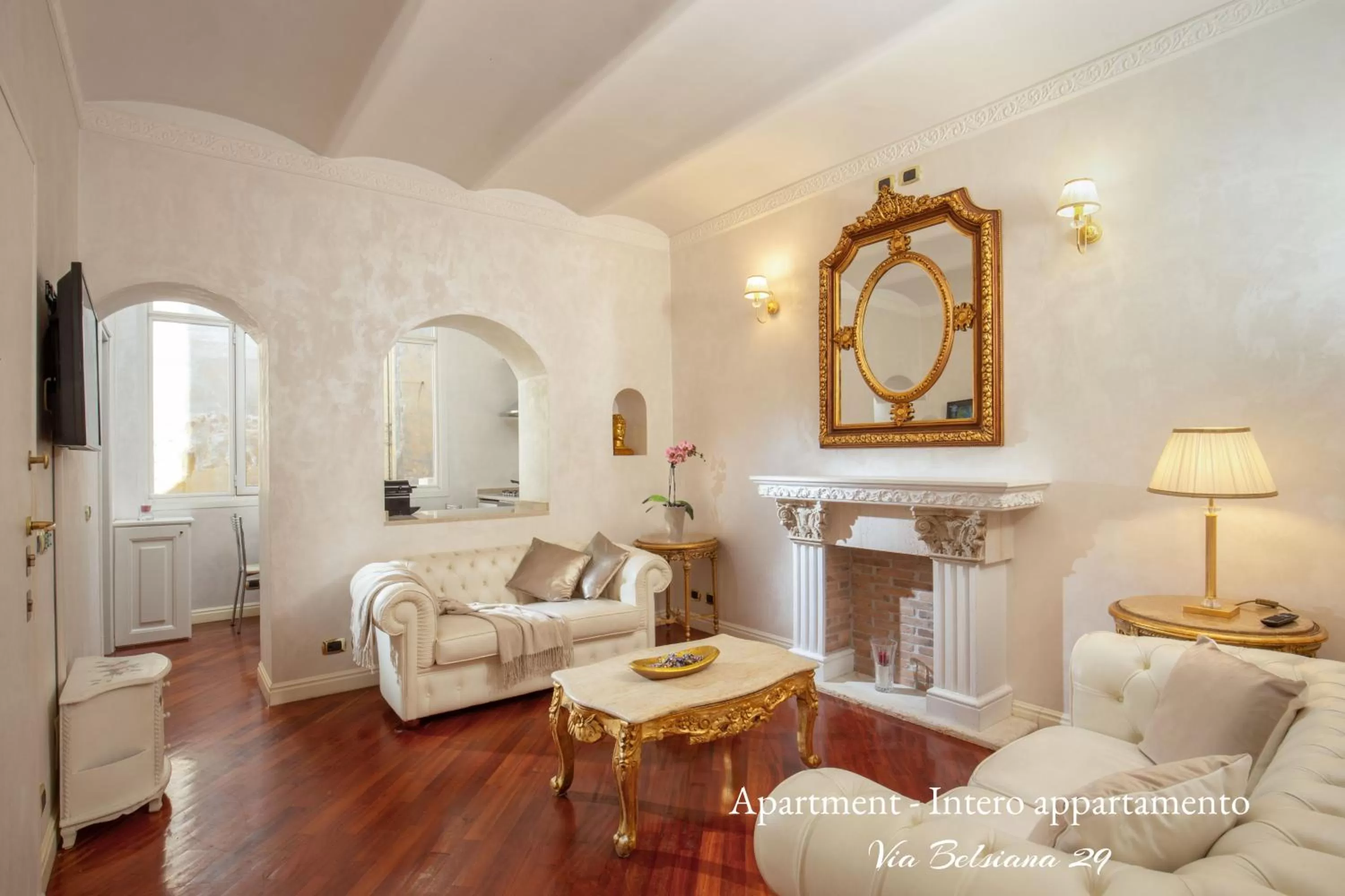 Deluxe Apartment in Condotti Boutique Hotel