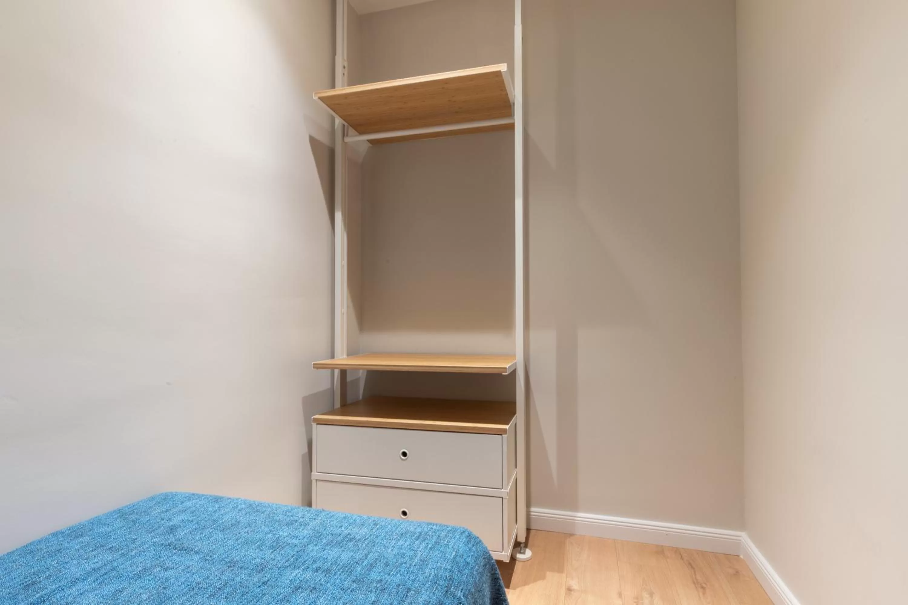 Bed in Atica Apartments - by Weflating