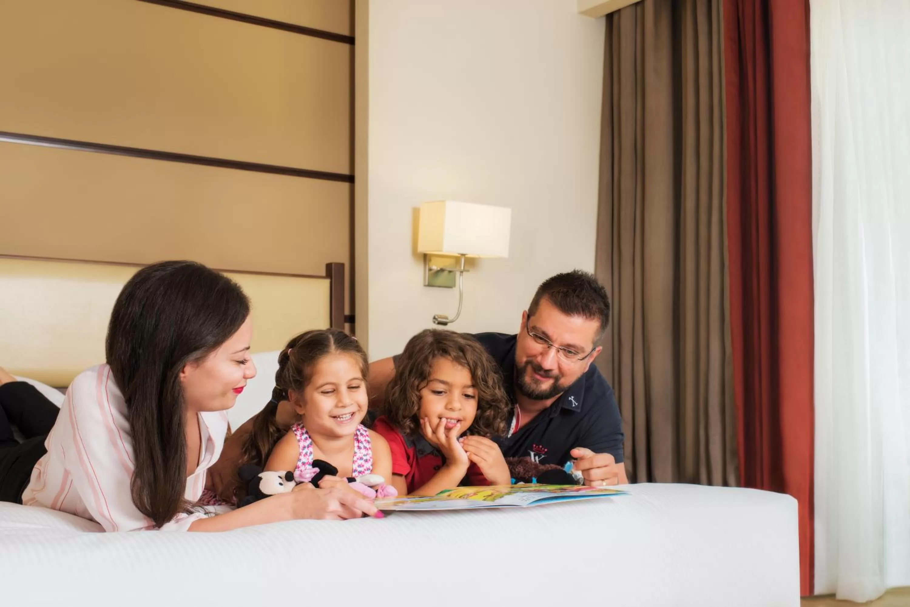 Bed in Khalidiya Palace Rayhaan by Rotana, Abu Dhabi