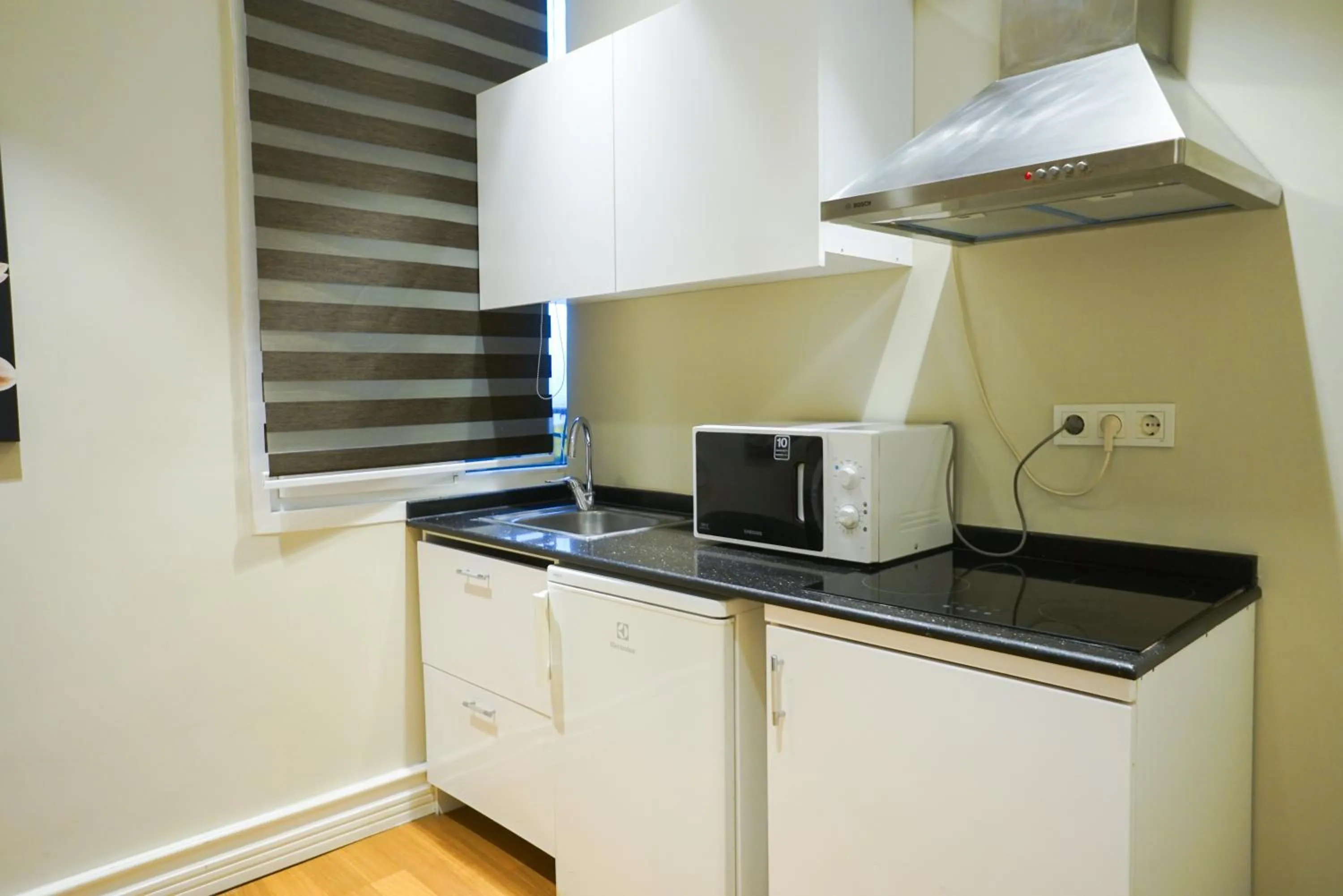 Kitchen or kitchenette in Triada Hotel Taksim - Special Category