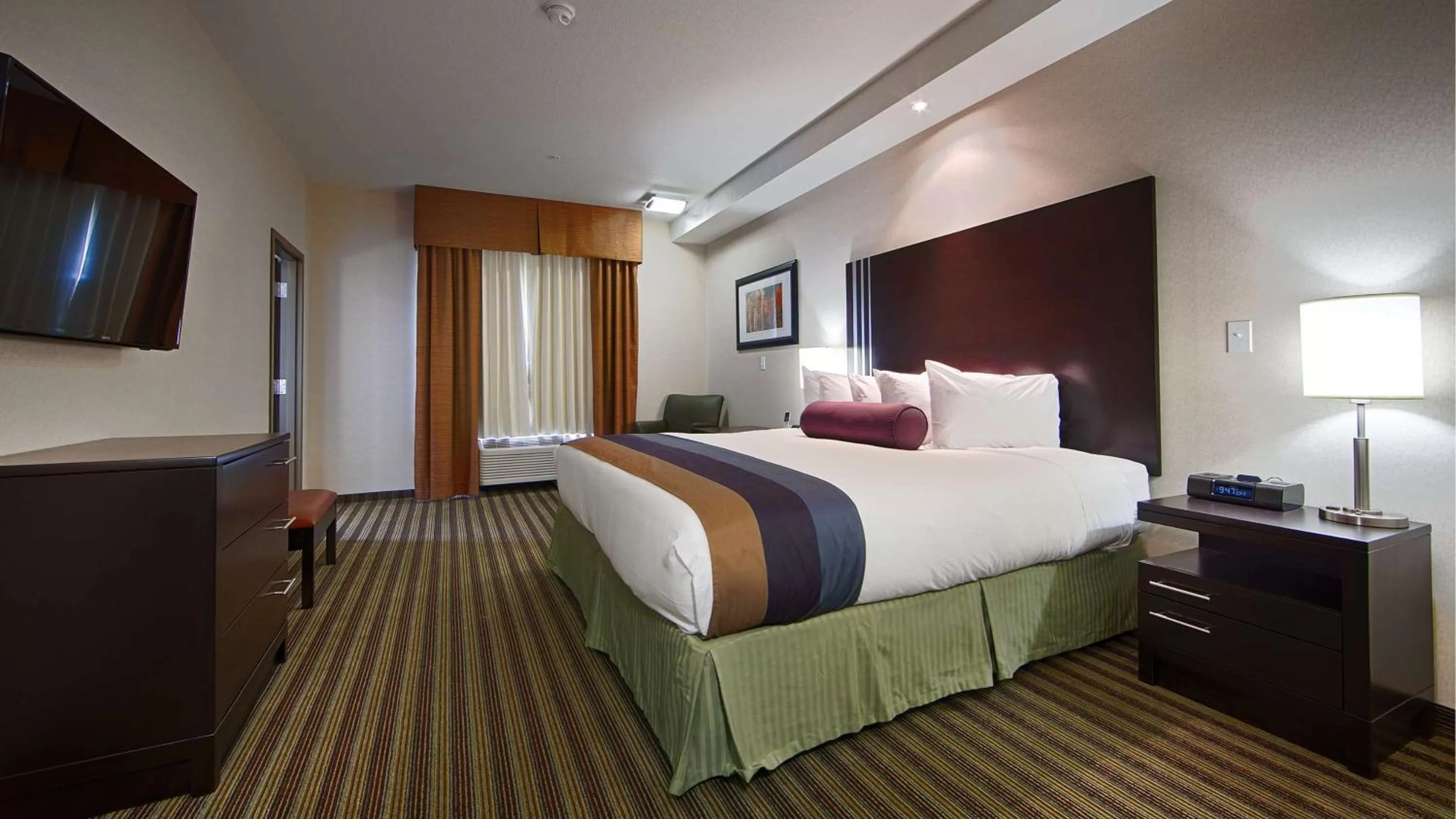 King Suite with Two Single Beds - Non Smoking in Best Western Plus Sherwood Park Inn & Suites