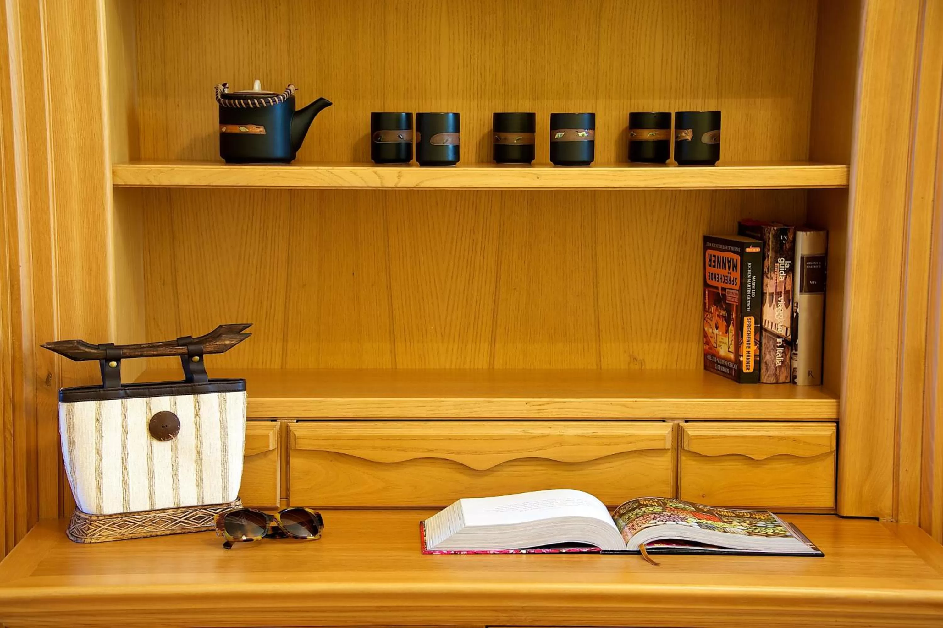 Library in Villa Lieta