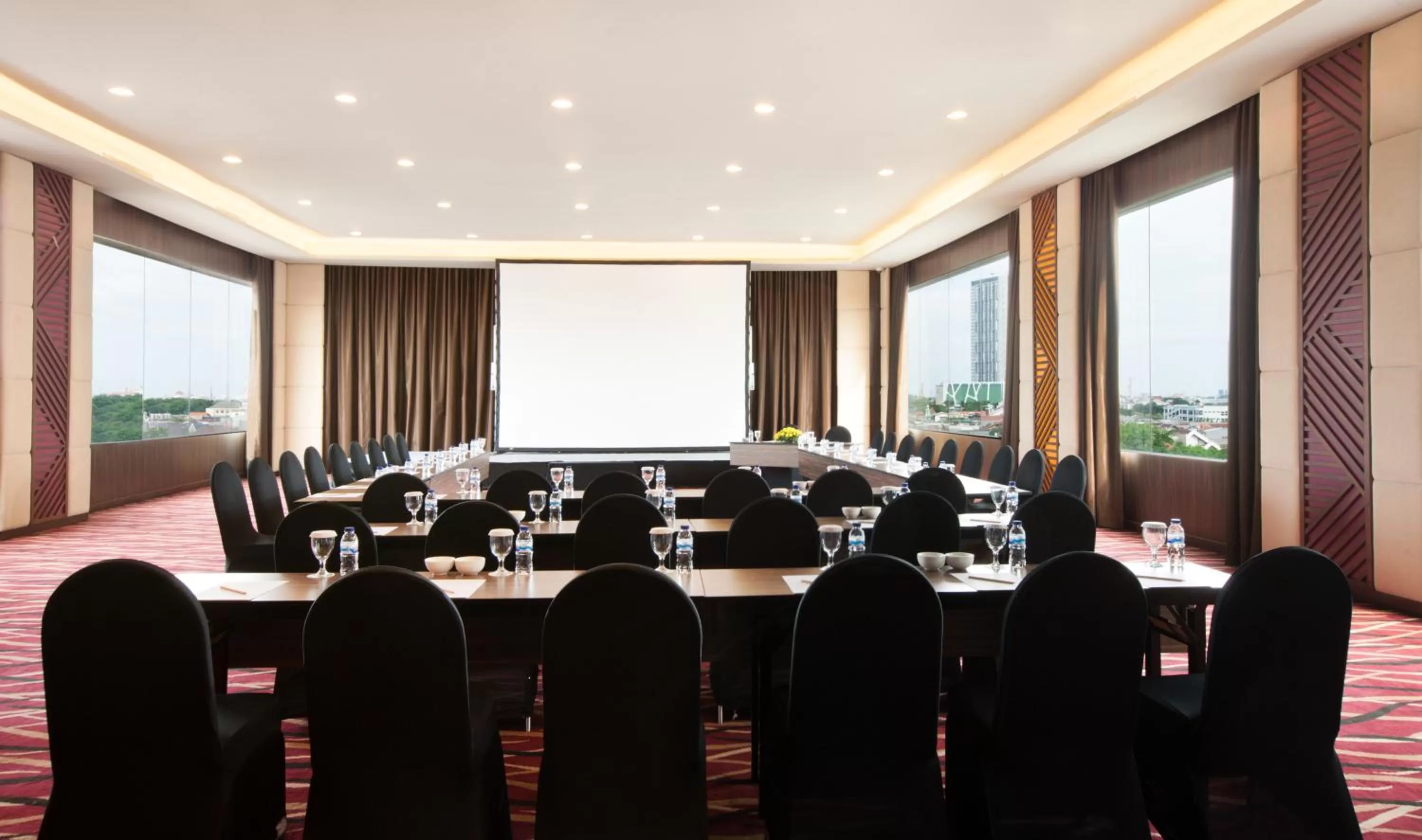 Banquet/Function facilities in Mercure Surabaya Grand Mirama