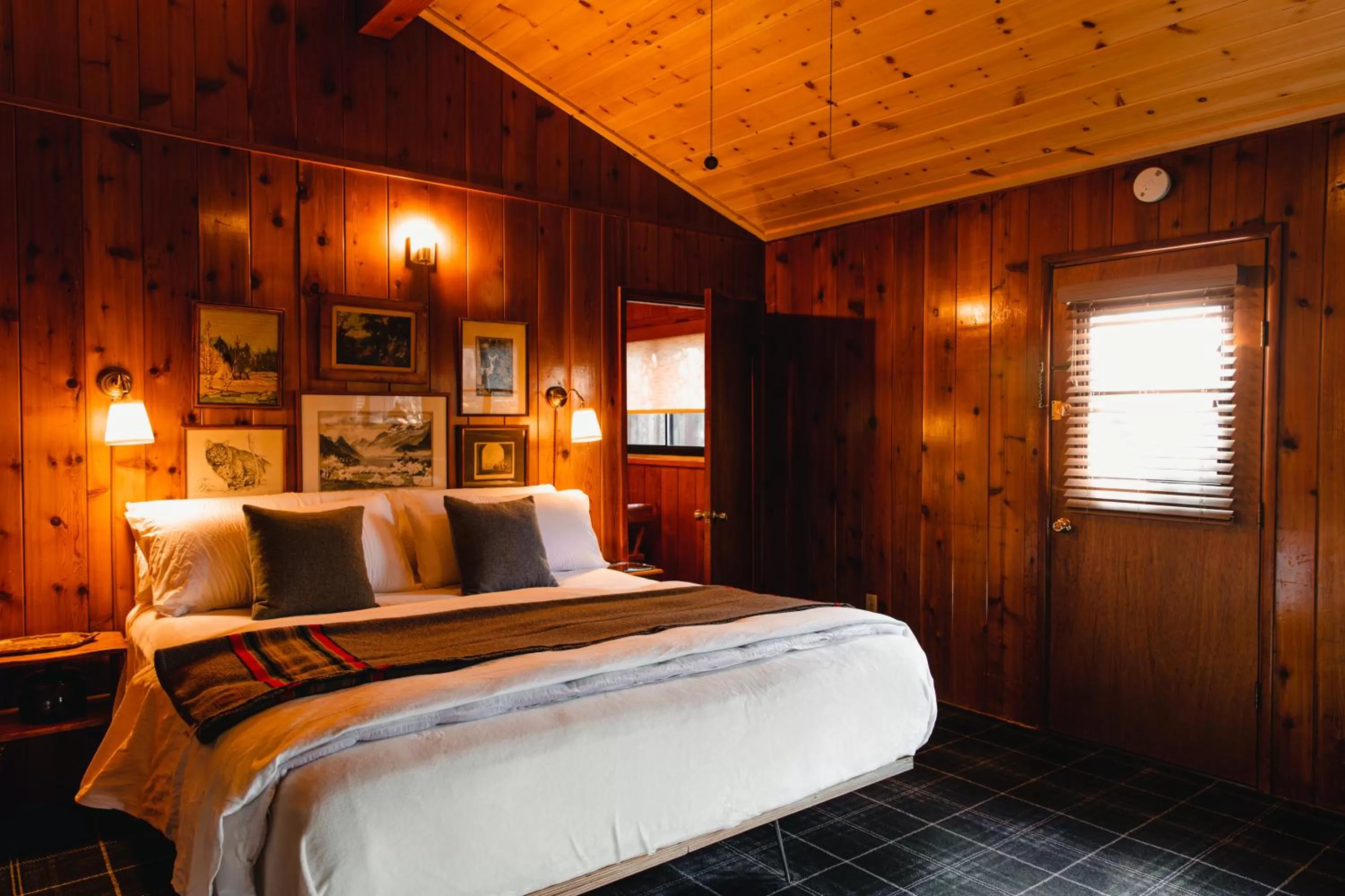 Bed in The Fireside Inn