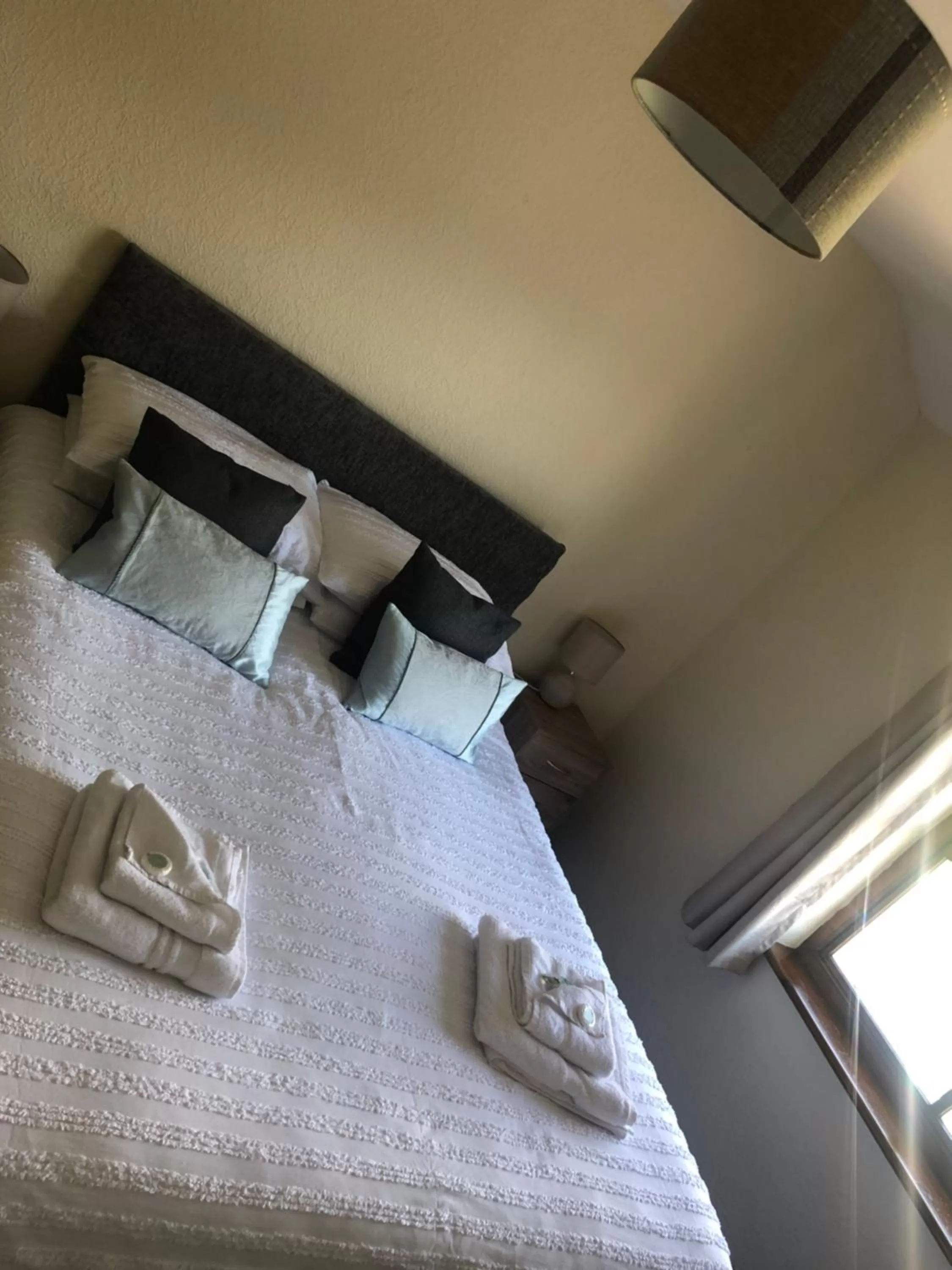 Bed in The Crossings