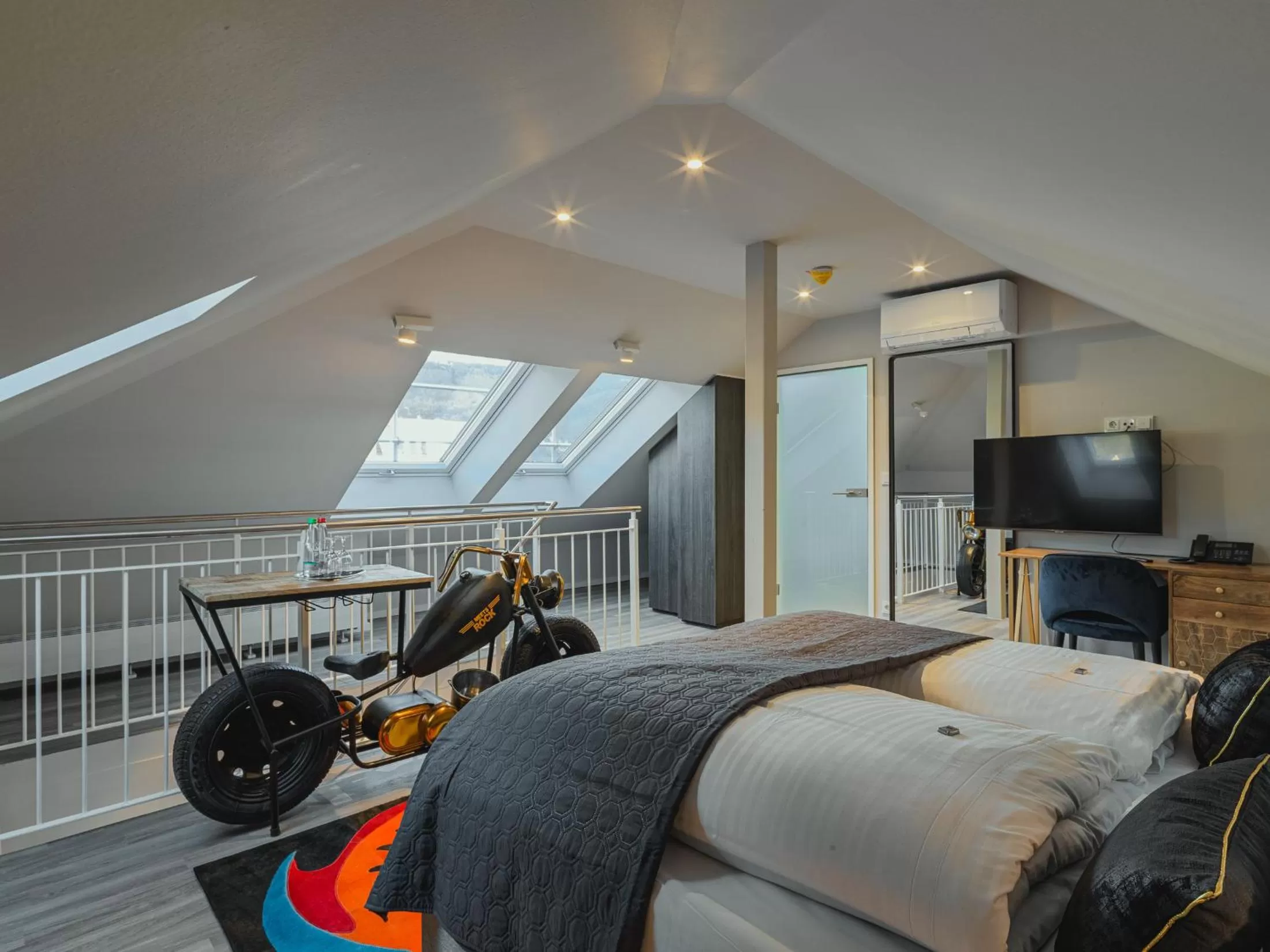 TV and multimedia, Bed in BS Boutique Hotel