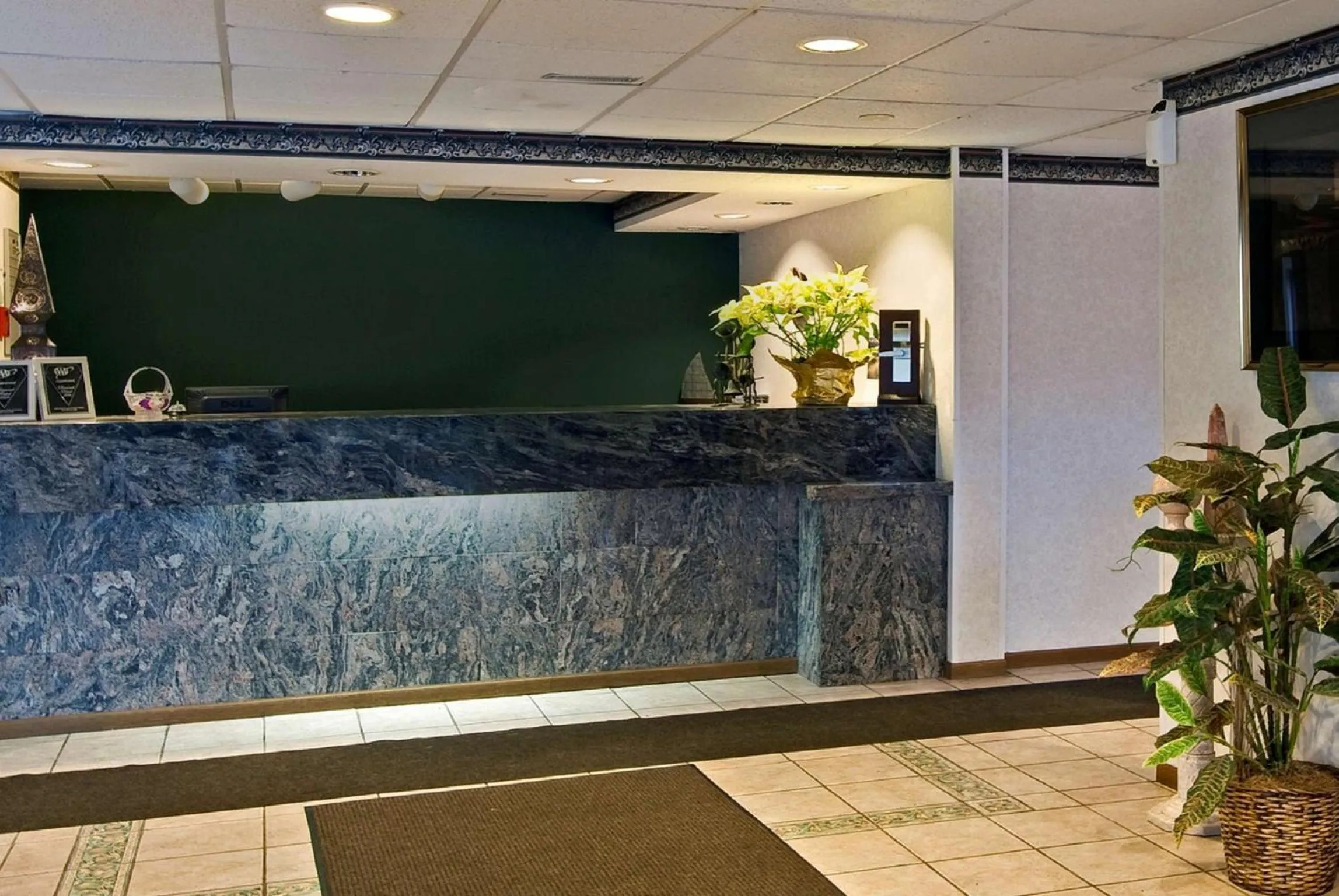Lobby or reception in Americas Best Value Inn Waukegan