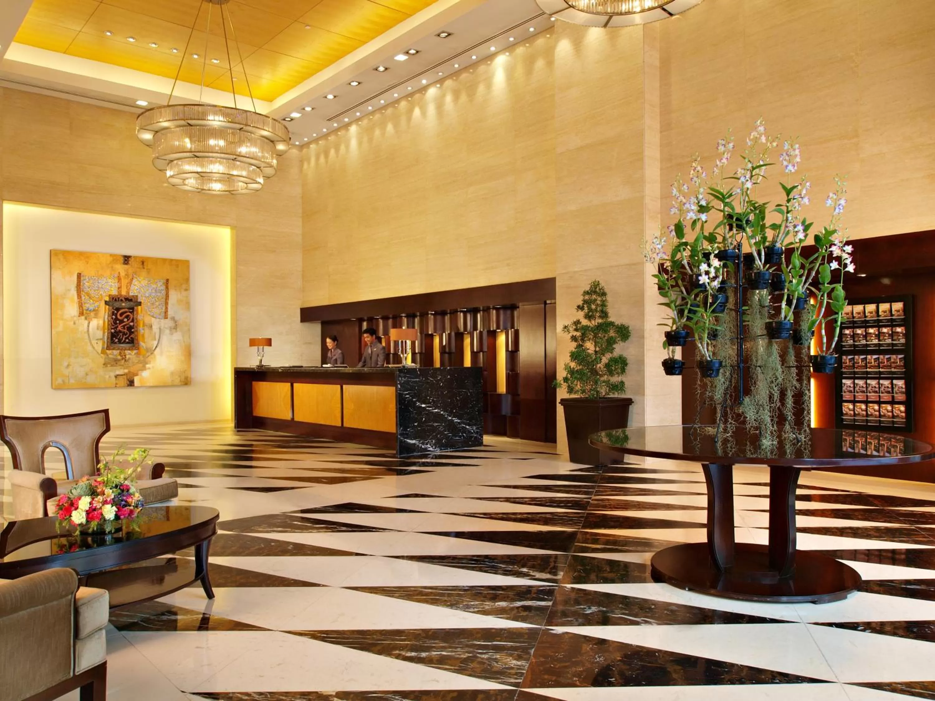 Lobby or reception in Joy Nostalg Hotel and Suites Manila Managed by The Ascott Limited