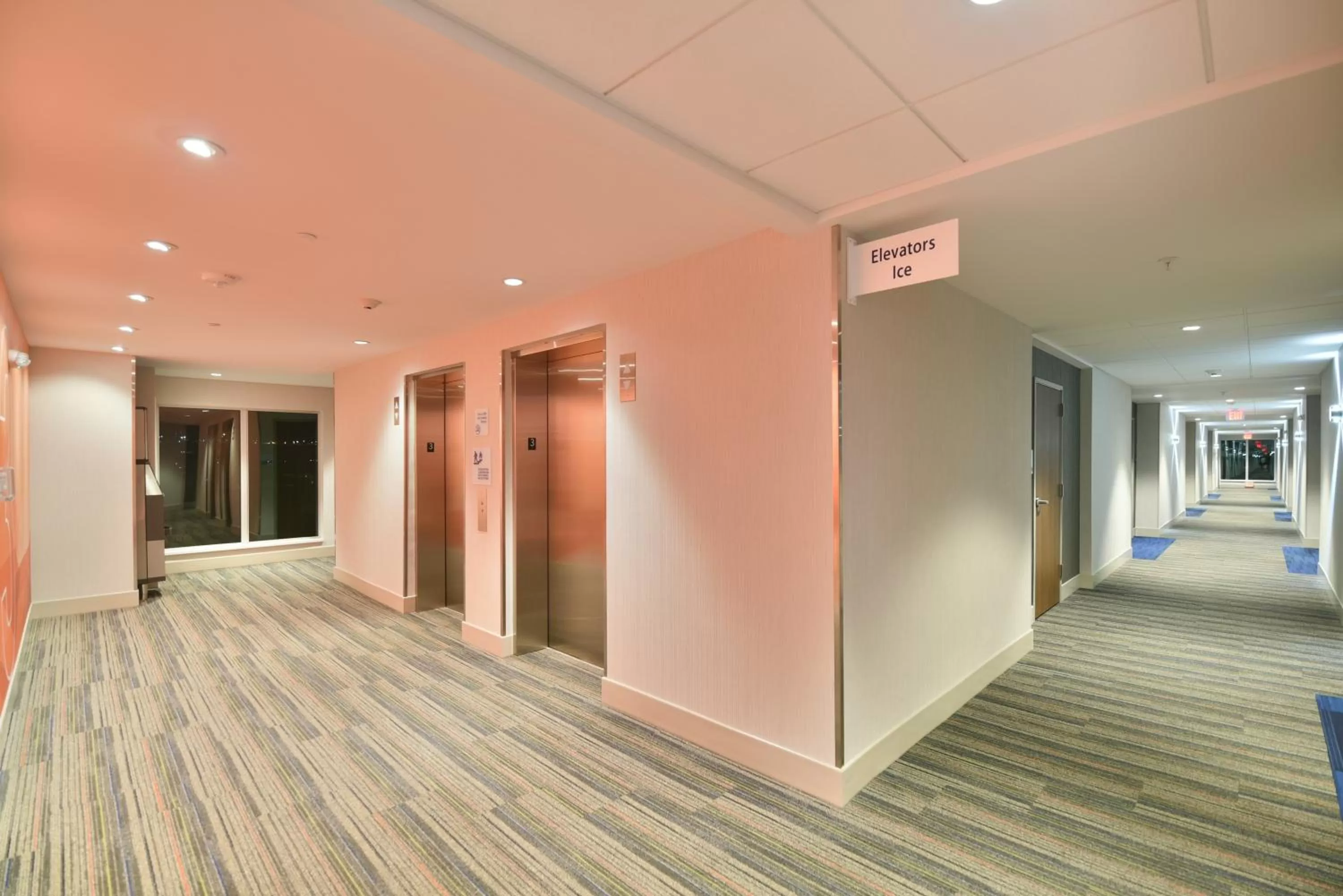 Lobby or reception in Holiday Inn Express & Suites Lehi - Thanksgiving Point by IHG