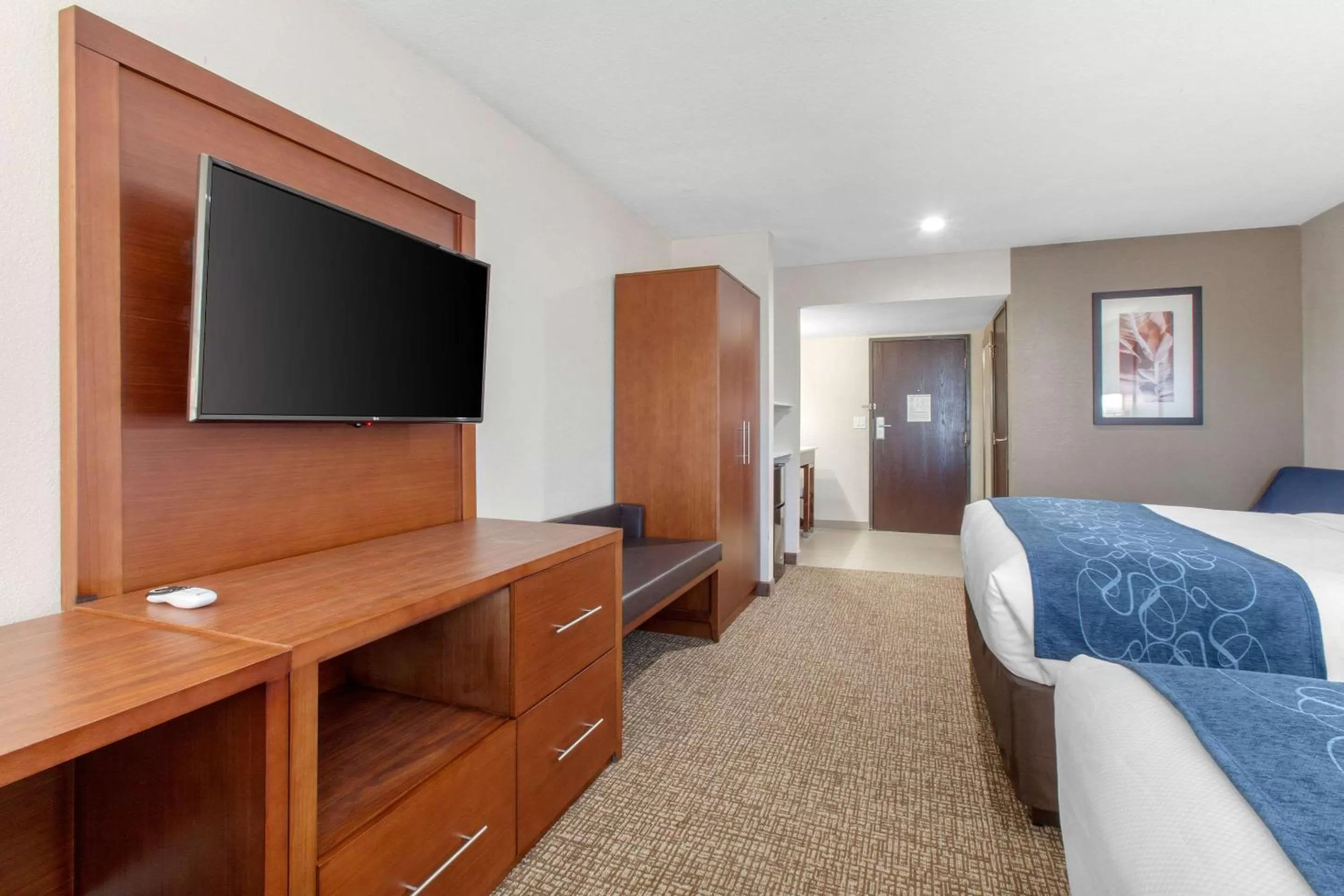 Photo of the whole room, Bed in Comfort Inn & Suites Pinetop Show Low