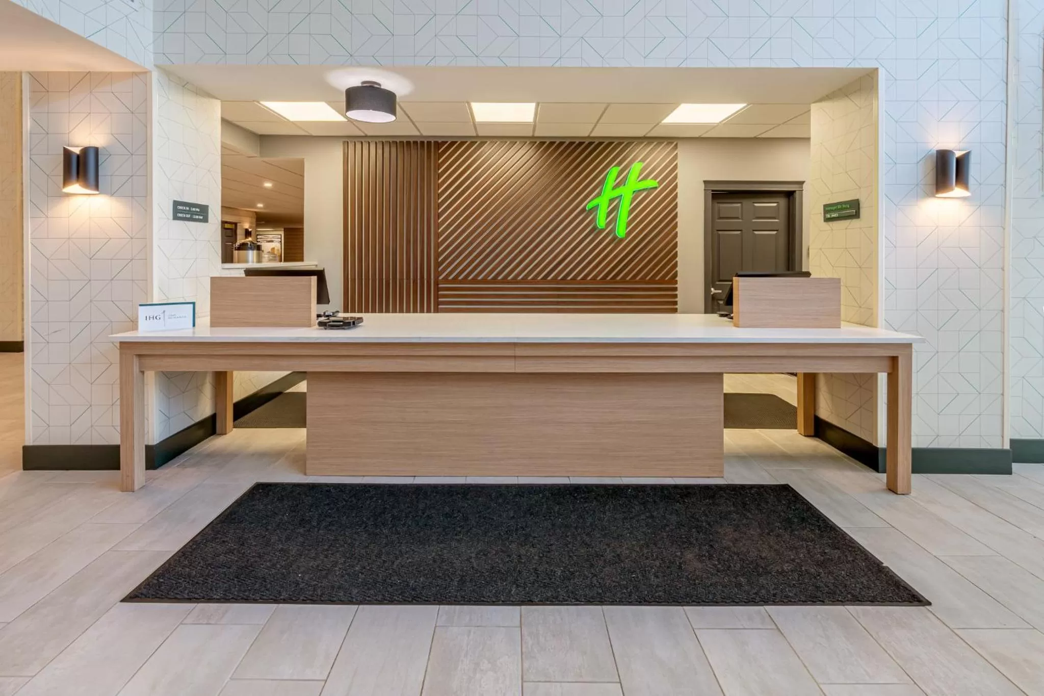 Property building in Holiday Inn & Suites Wausau-Rothschild by IHG