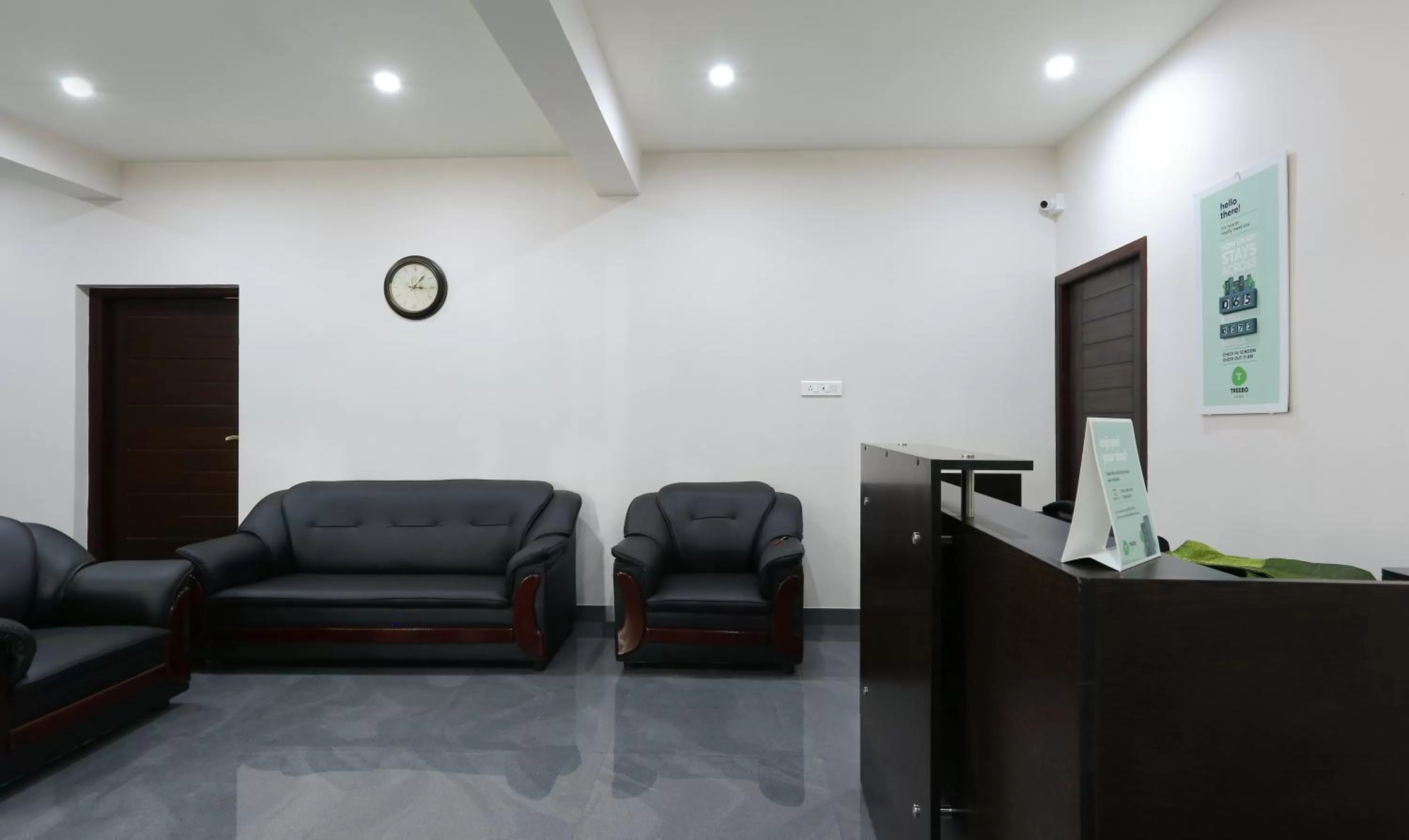 Seating area in Treebo Hi Line Apartments Kalapatti