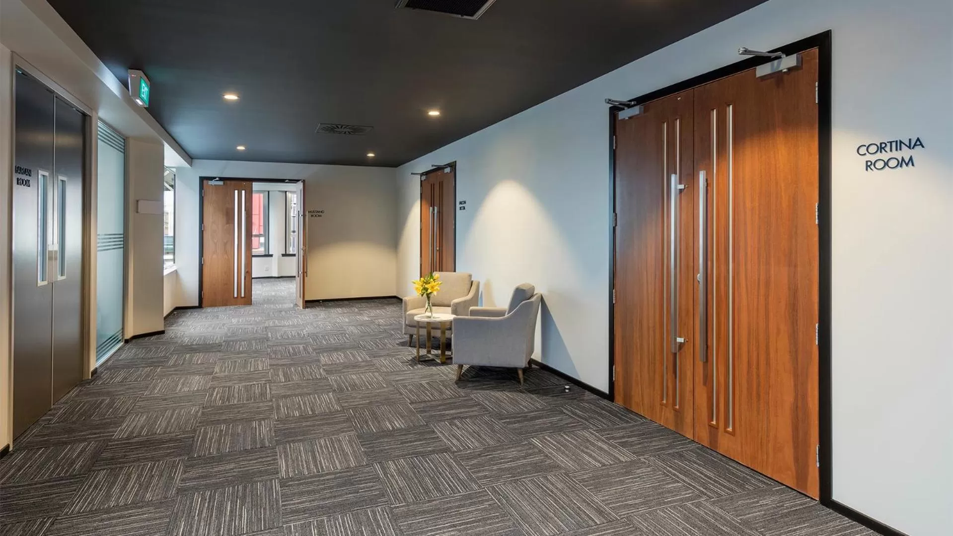 Meeting/conference room in Oaks Wellington Hotel