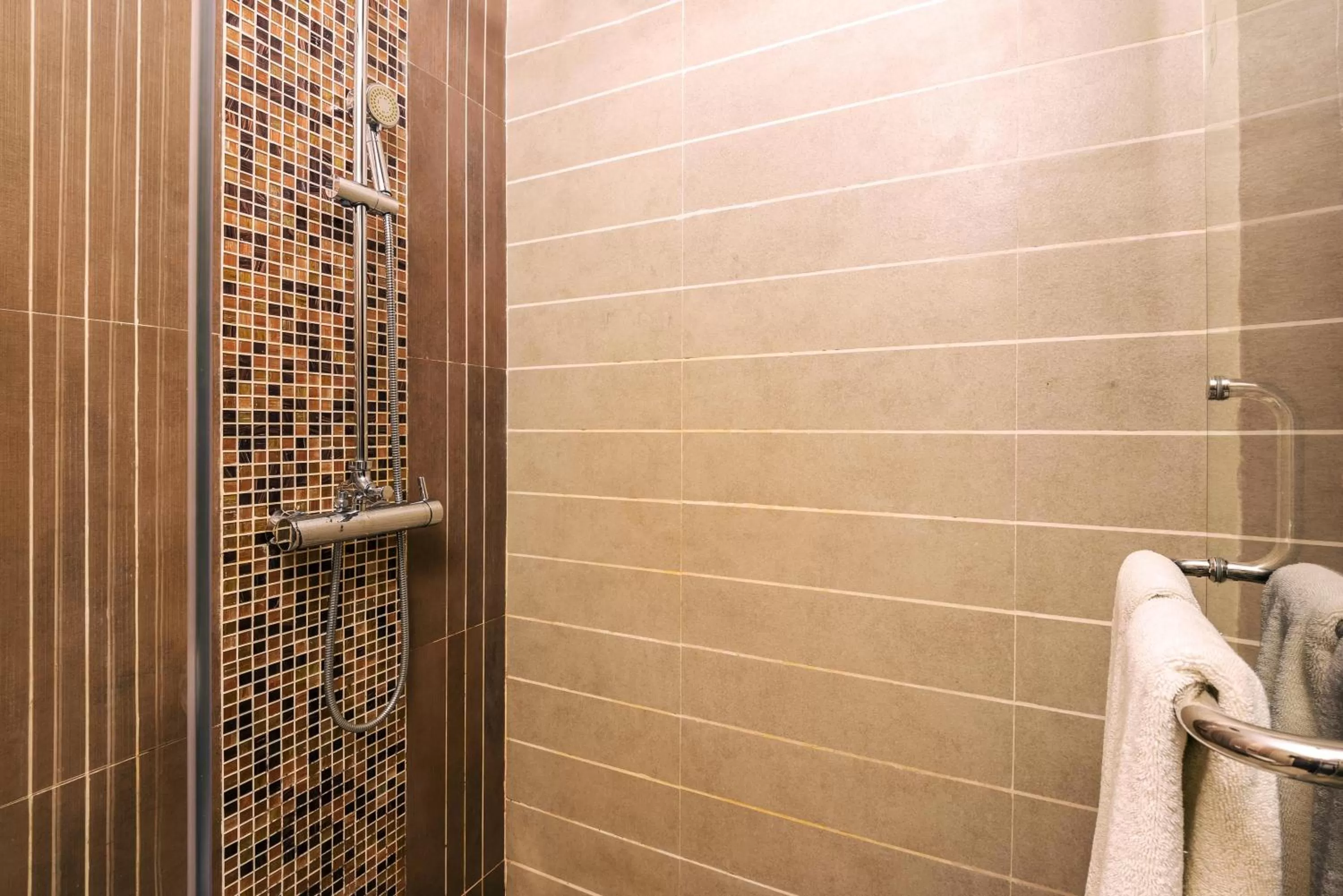 Shower in Jetwing Jaffna