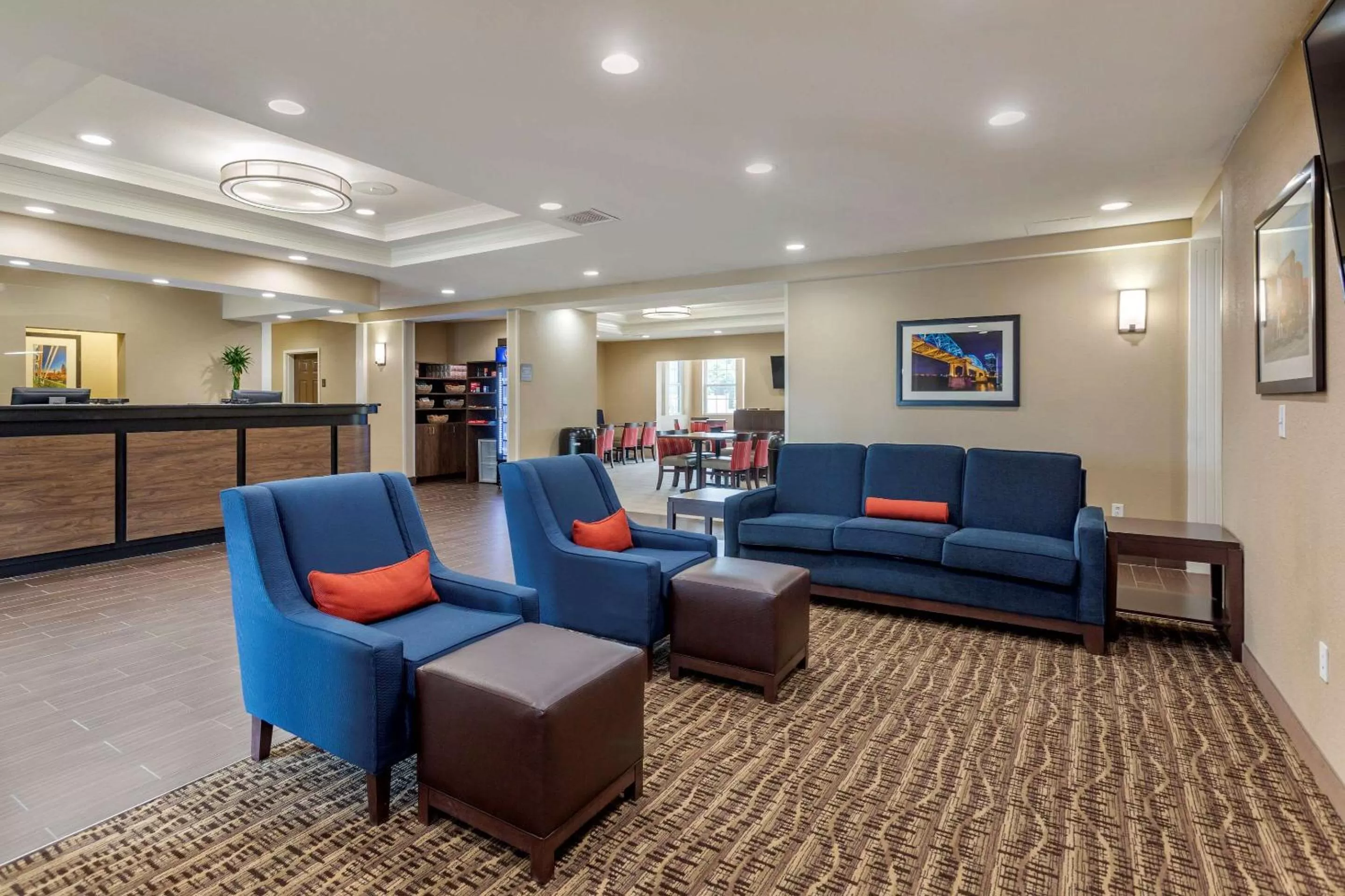 Lobby or reception in Comfort Suites Clarksville near Governors Square Mall