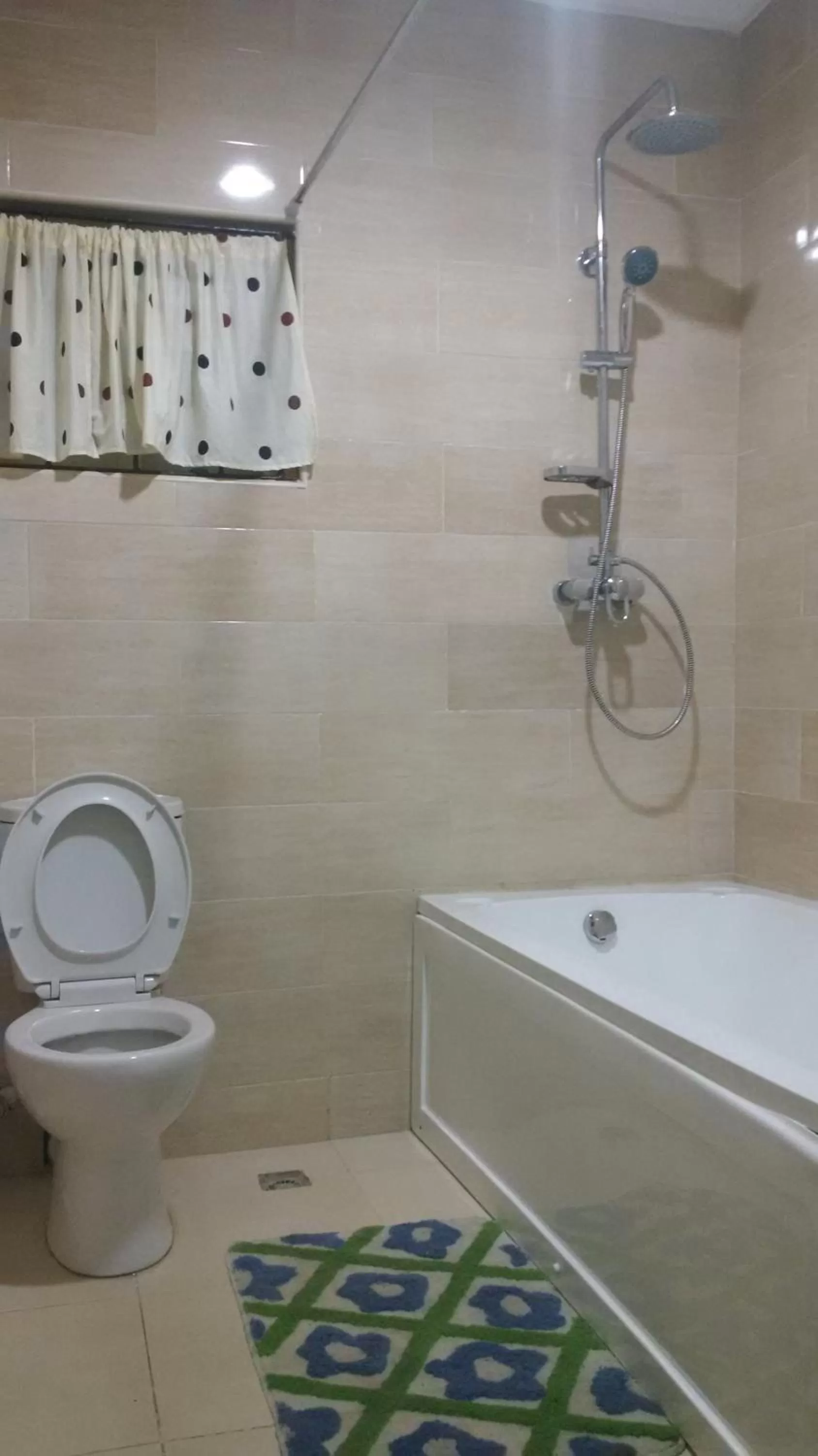 Shower in Haute Aparthotel