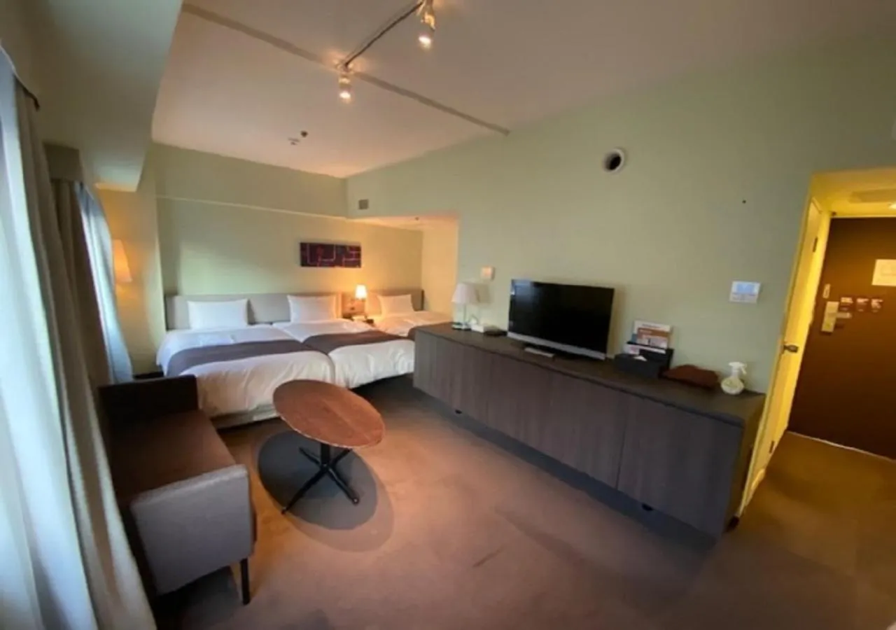 Bedroom in Ginza Grand Hotel