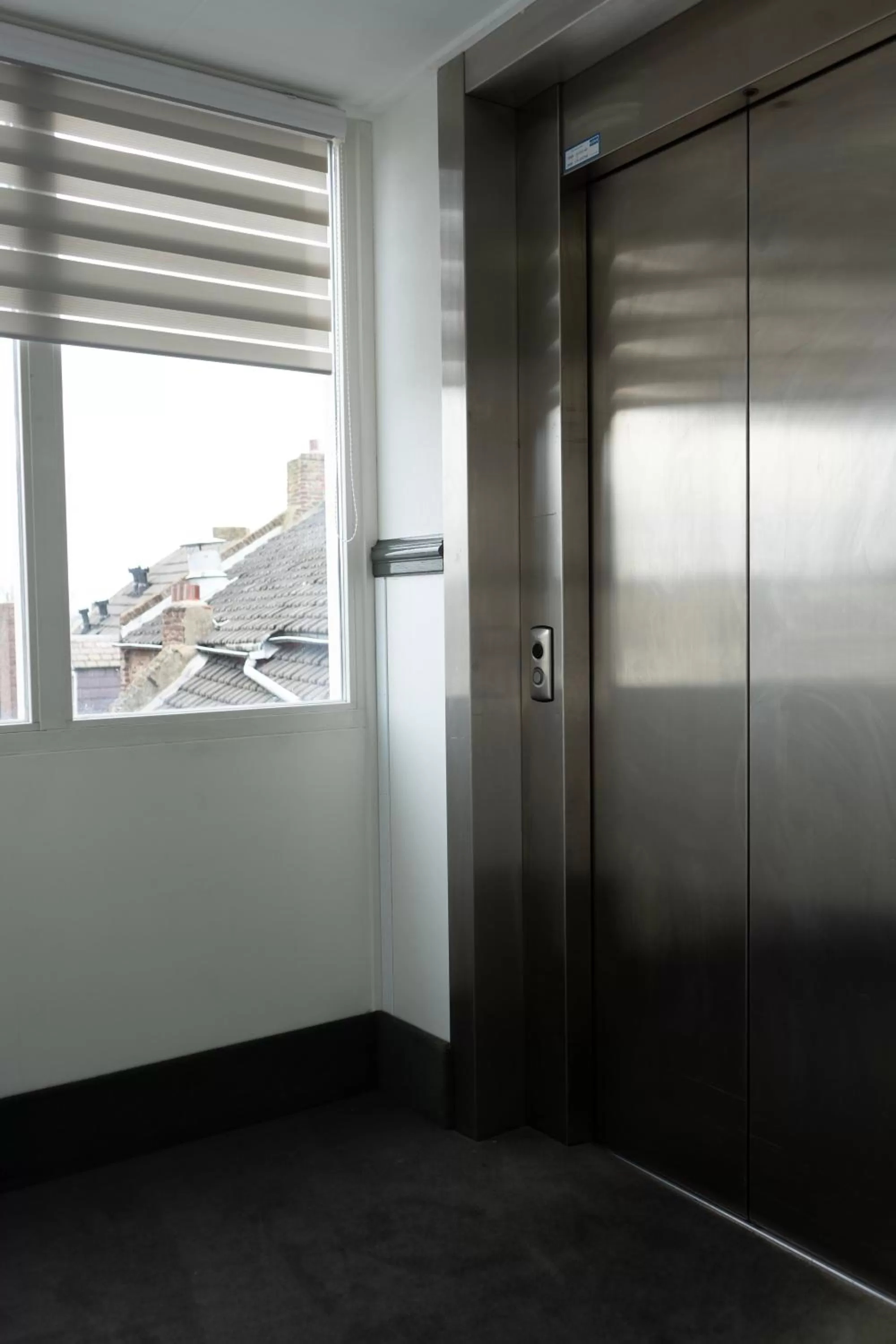 elevator in Hotel de la Bourse