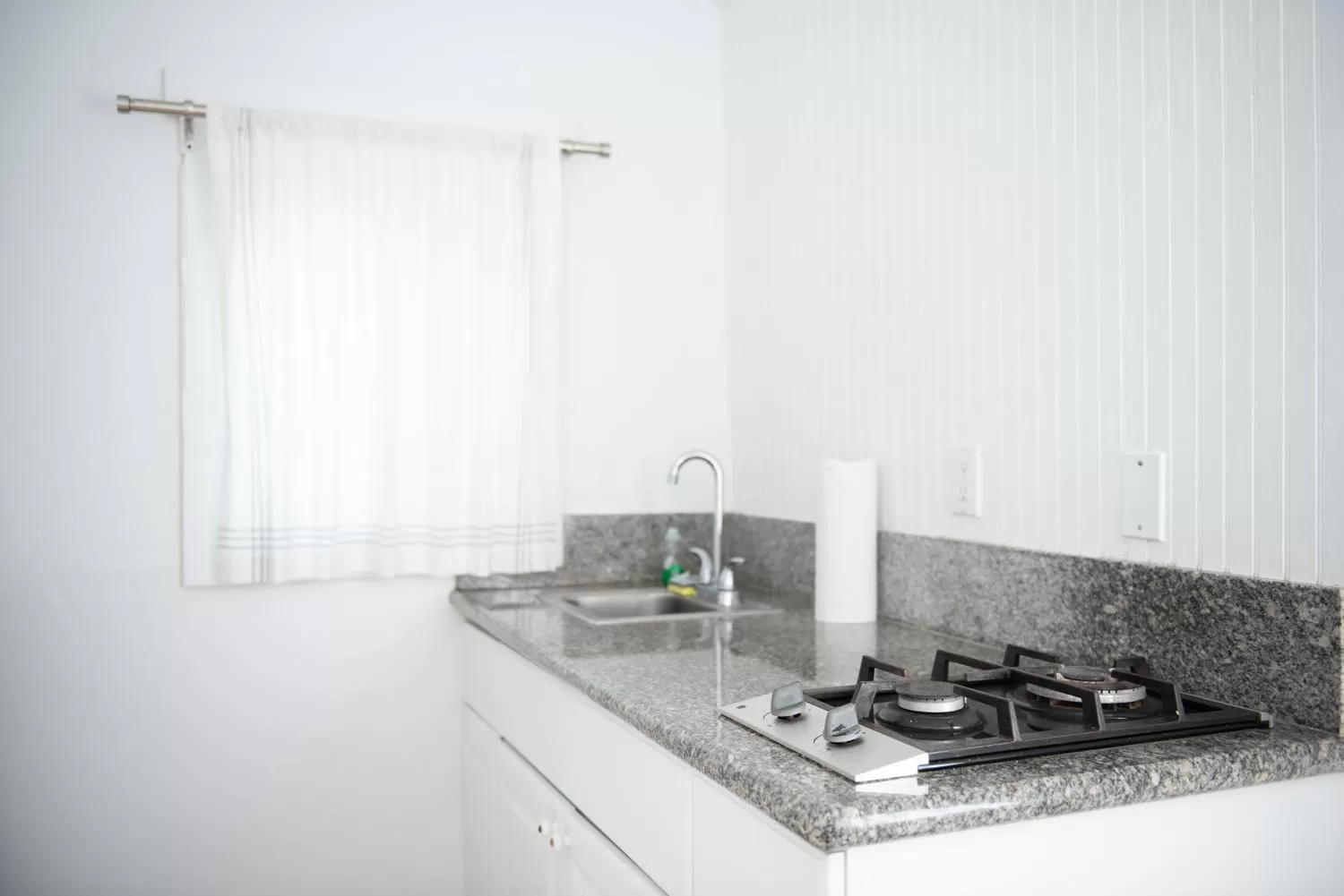 Kitchen or kitchenette, Kitchen/Kitchenette in Hermosa Hotel