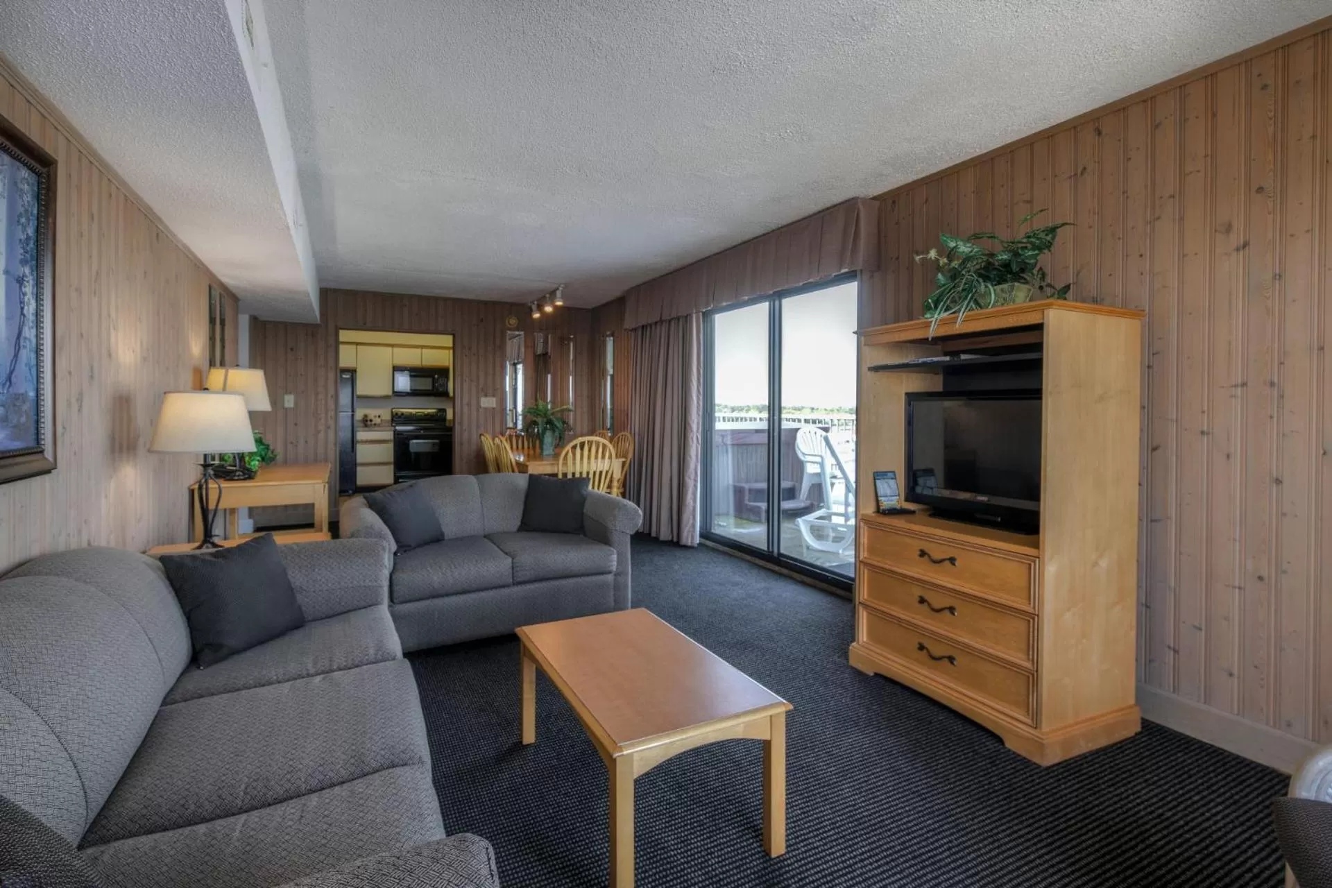 Seating Area in Kingfisher Inn