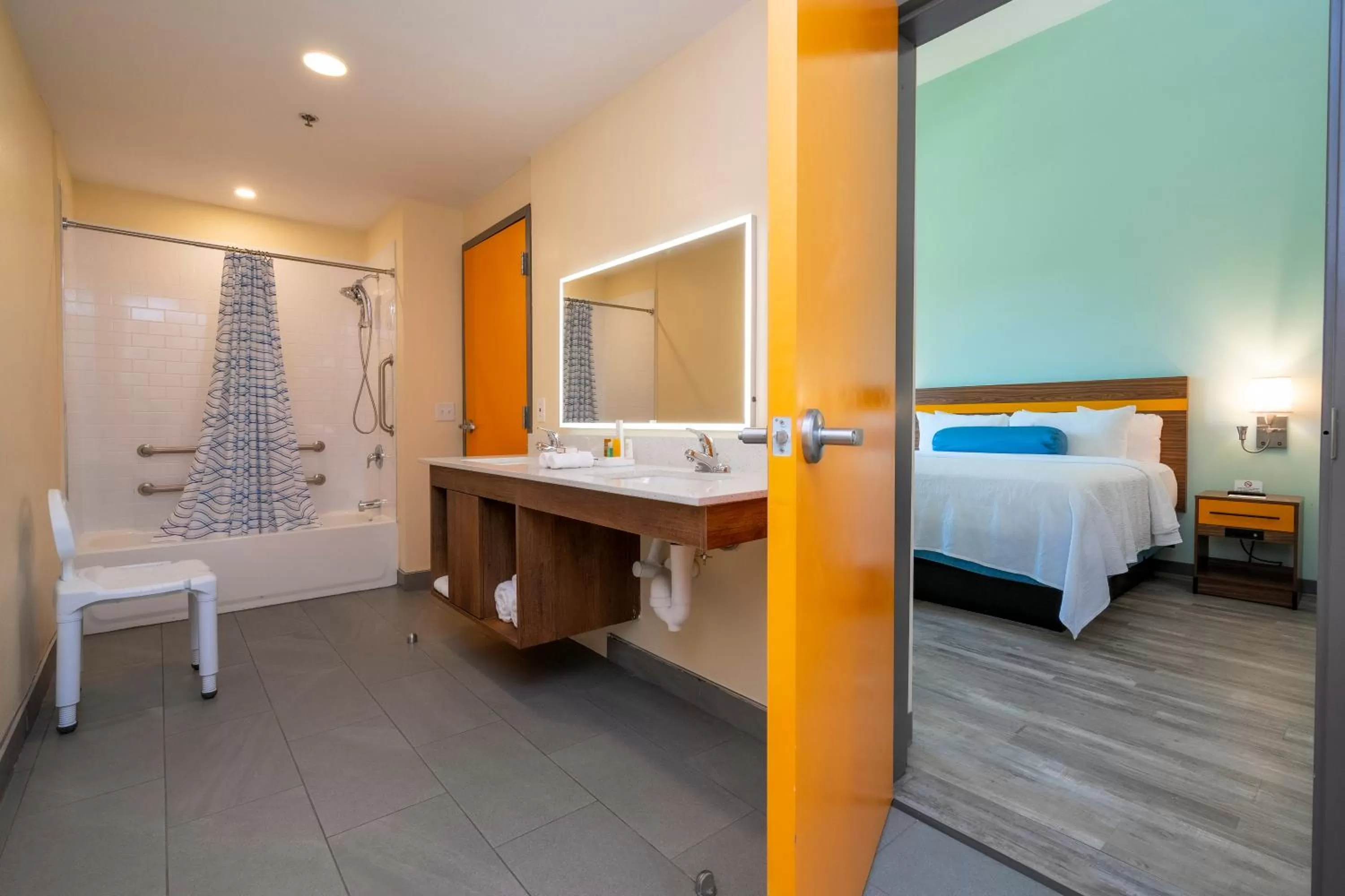 Elite King Room Disability Access Smoke Free in SPOT X Hotel Orlando Intl Dr by The Red Collection