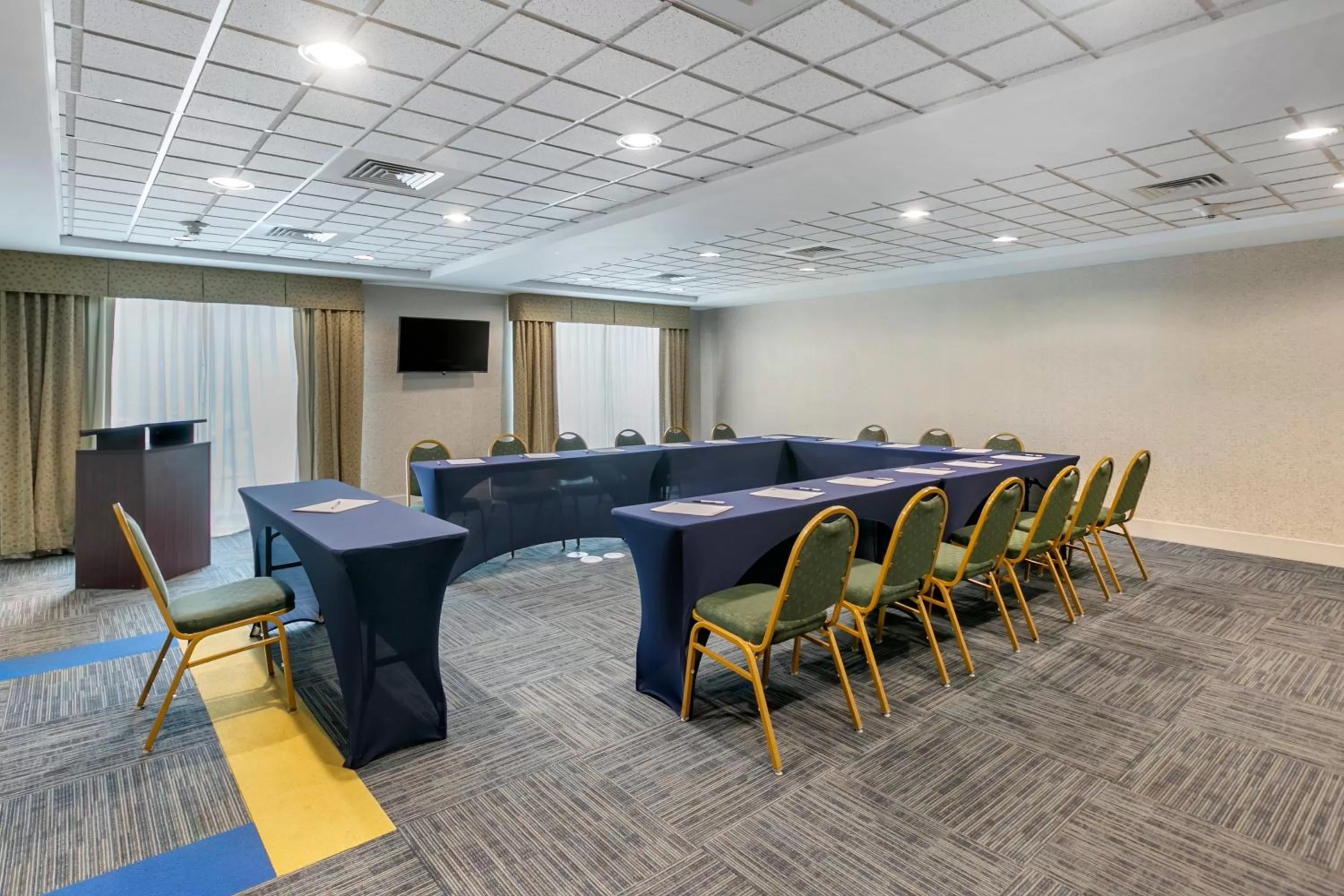 Meeting/conference room in Holiday Inn Express Mount Arlington by IHG