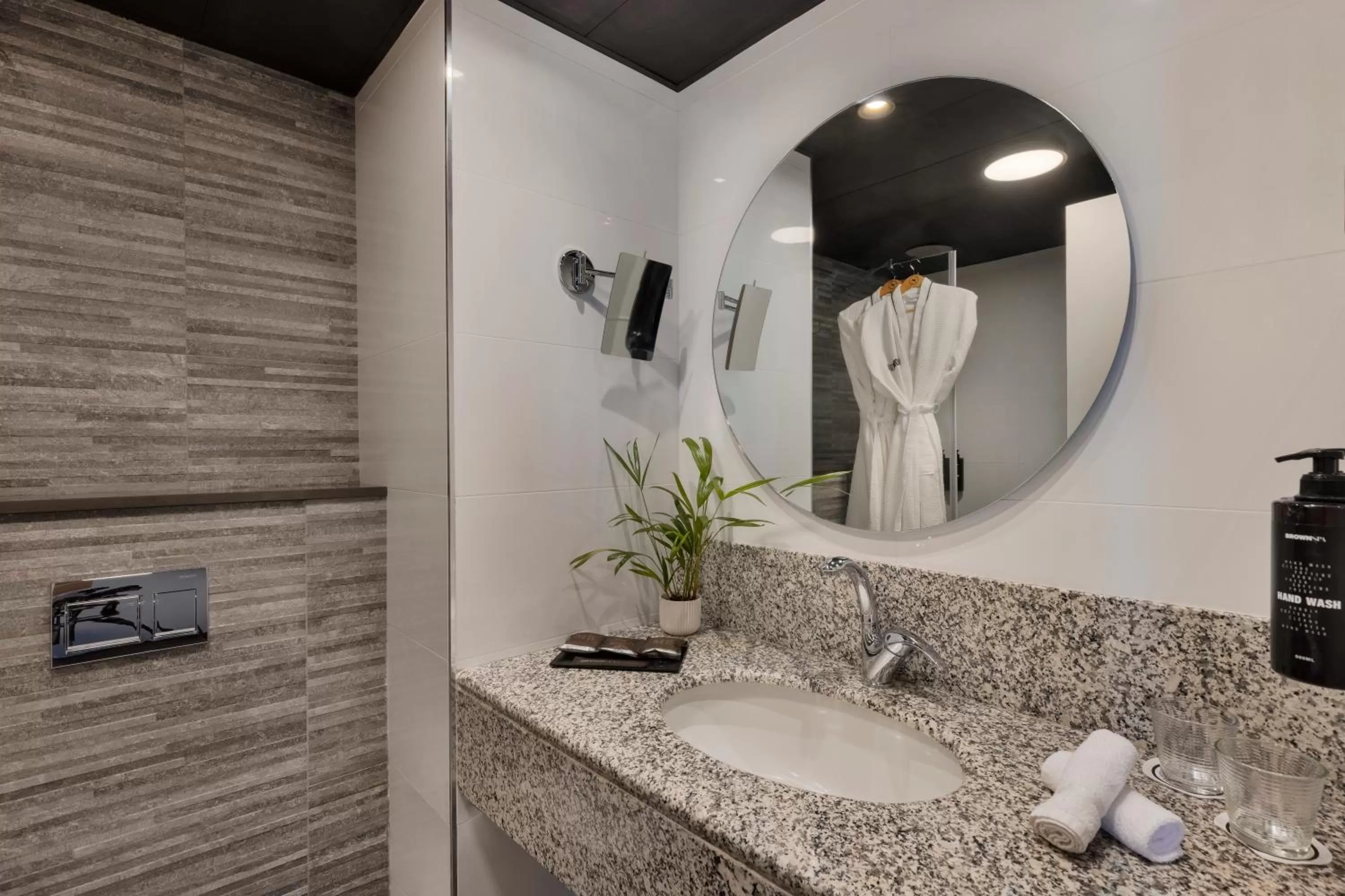 Bathroom in Brown Lighthouse Eilat, a member of Brown Hotels