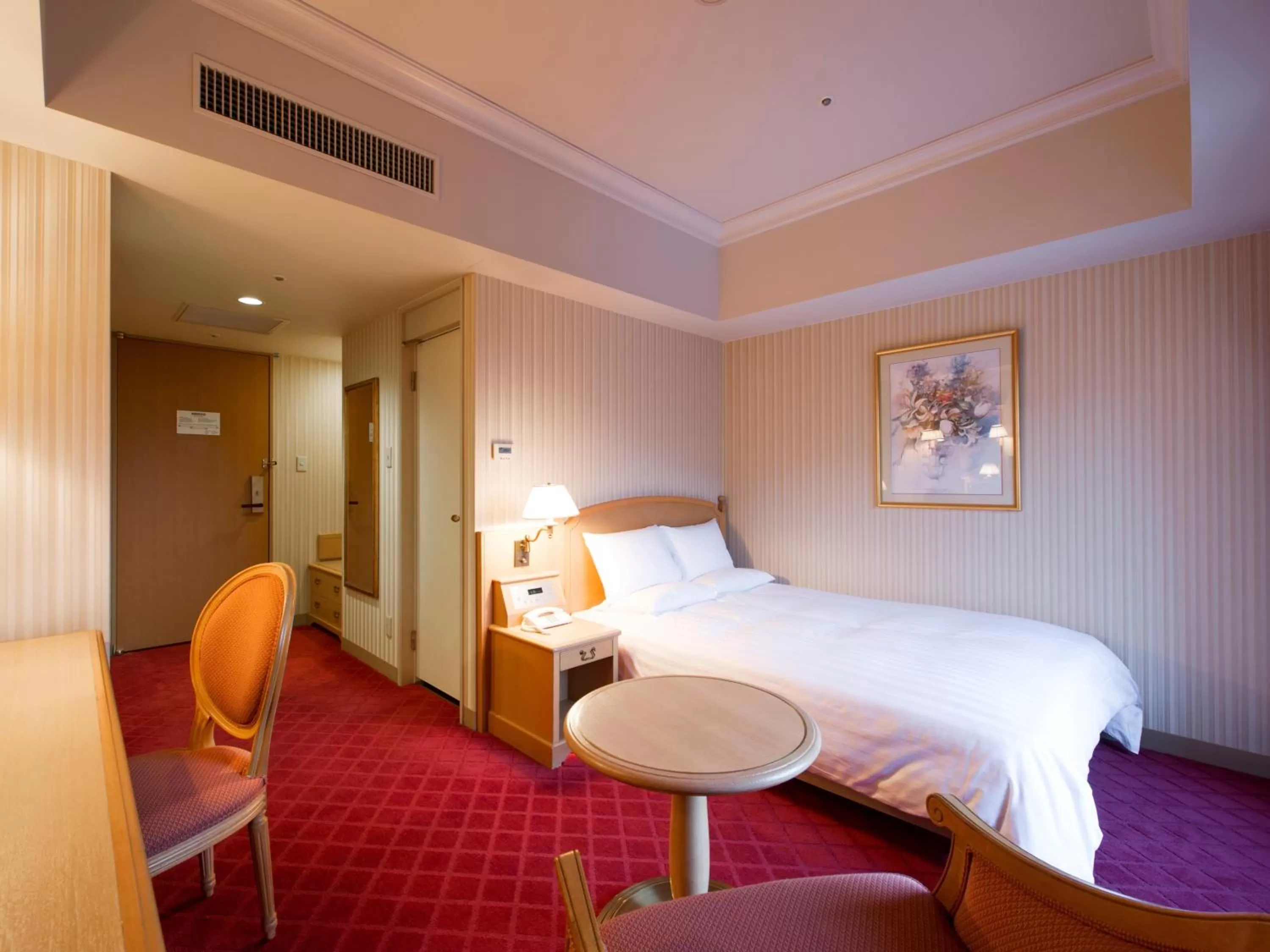 Double Room with Small Double Bed and Station View - single occupancy in Hotel Okura JR Huis Ten Bosch