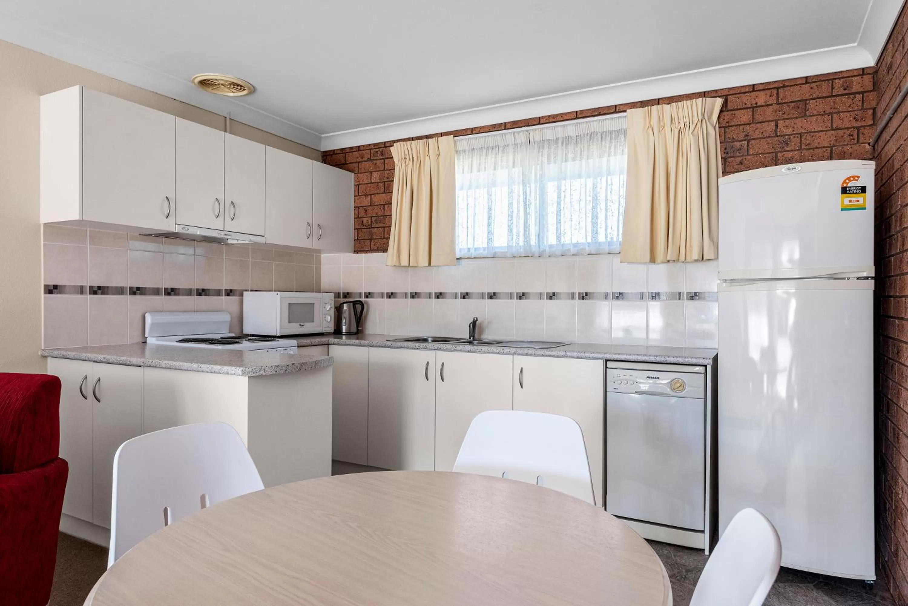 Dining area in Bomaderry Motor Inn