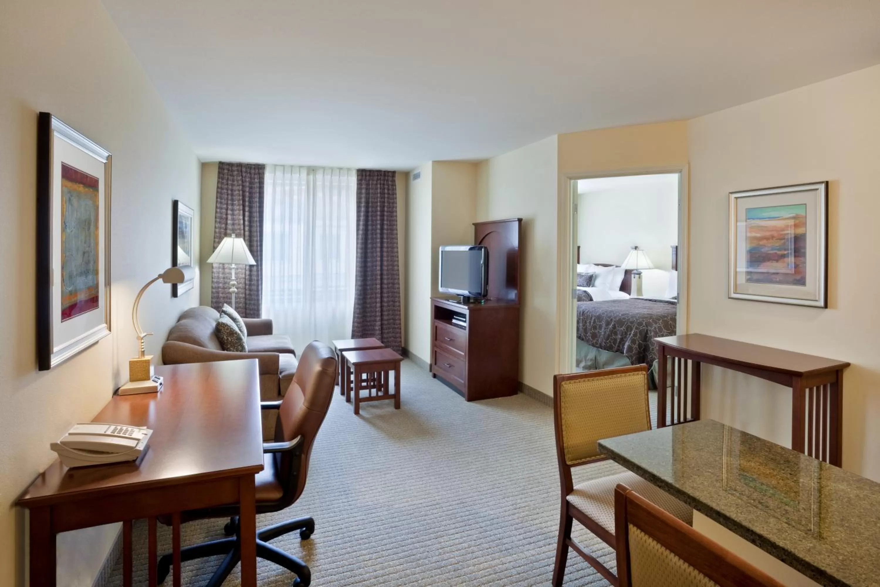 TV and multimedia in Staybridge Suites Everett - Paine Field by IHG