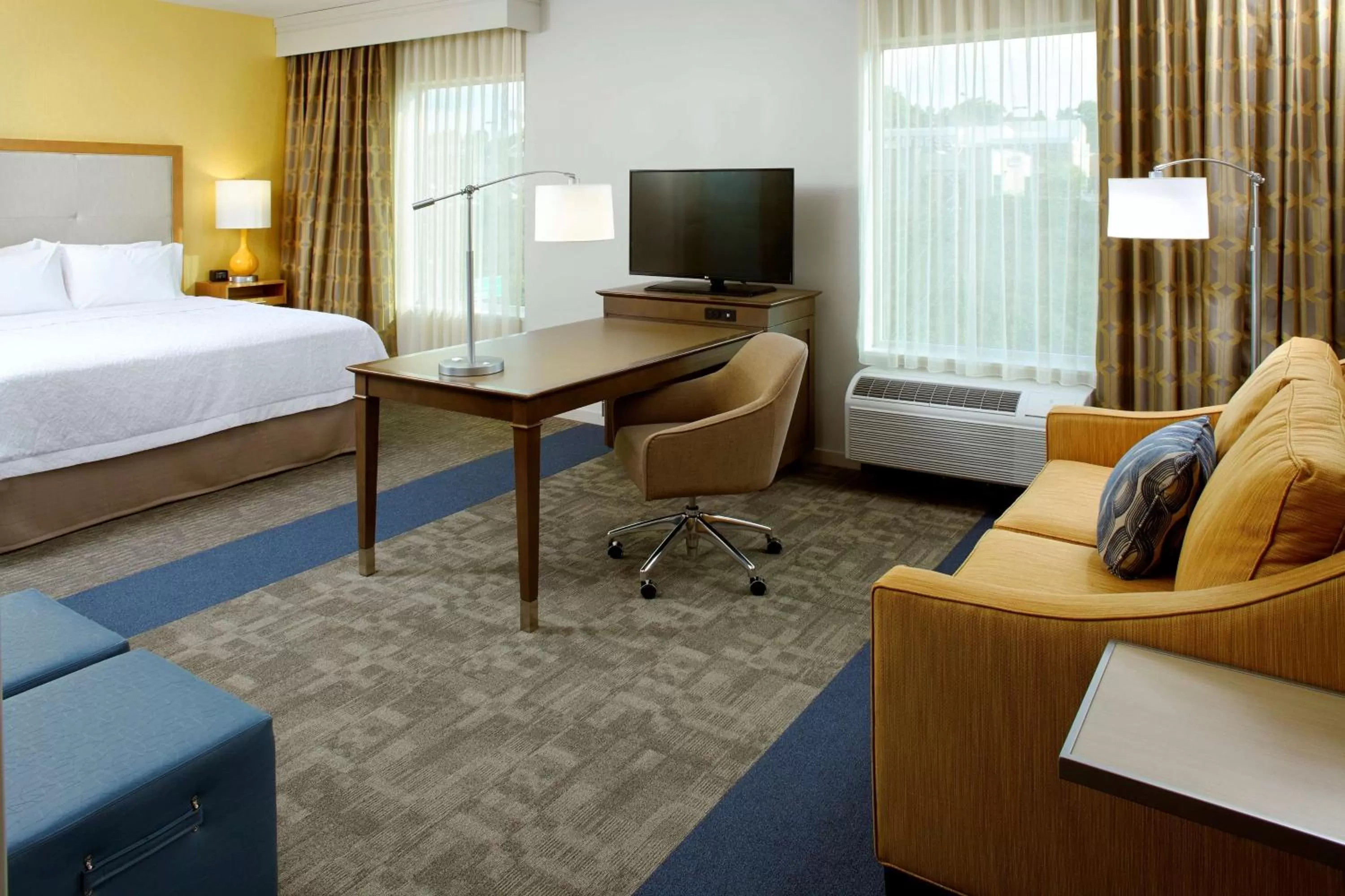 King Studio Suite - Non-Smoking in Hampton Inn & Suites Pittsburgh Airport South/Settlers Ridge
