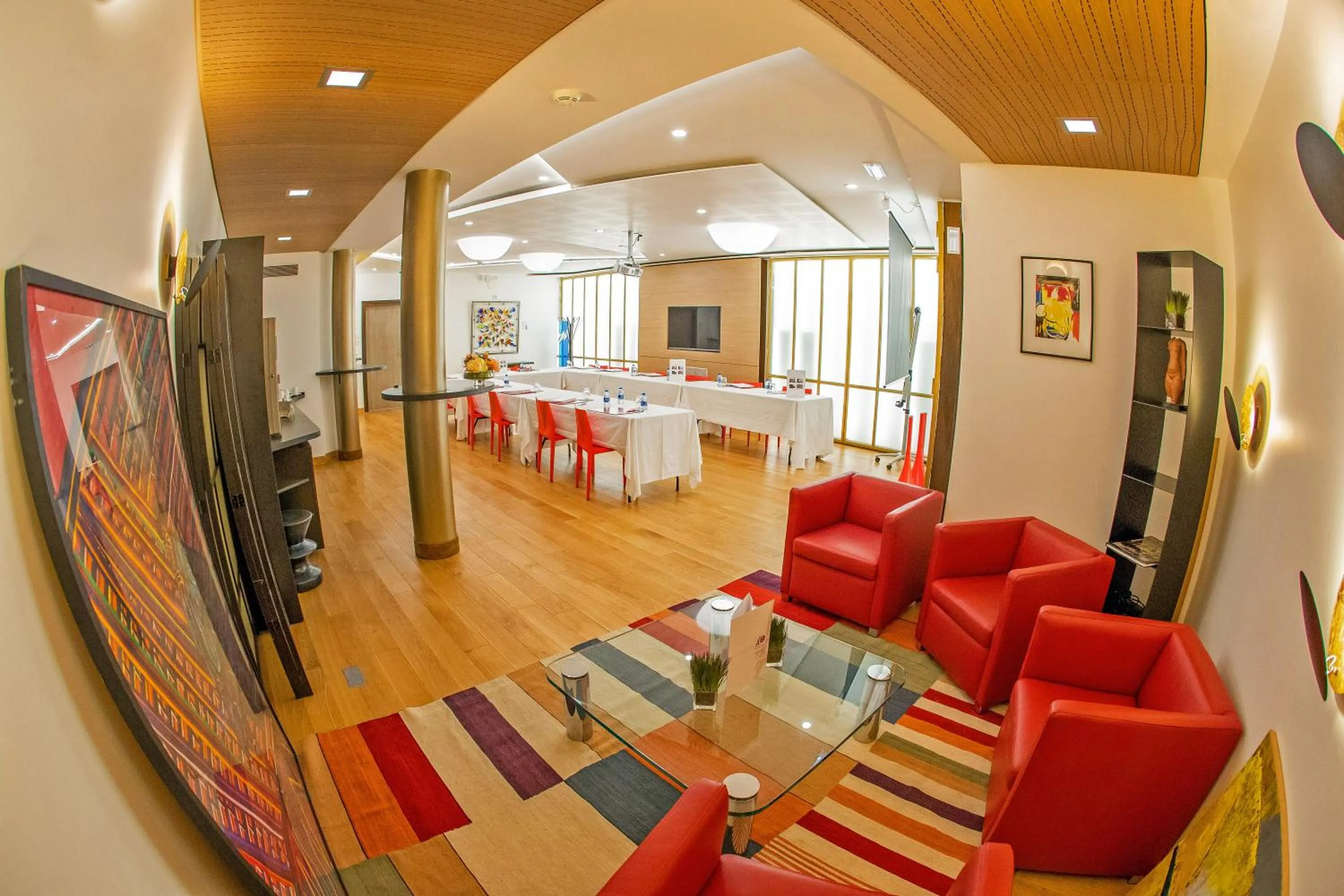 Meeting/conference room in Hôtel Hor Europe