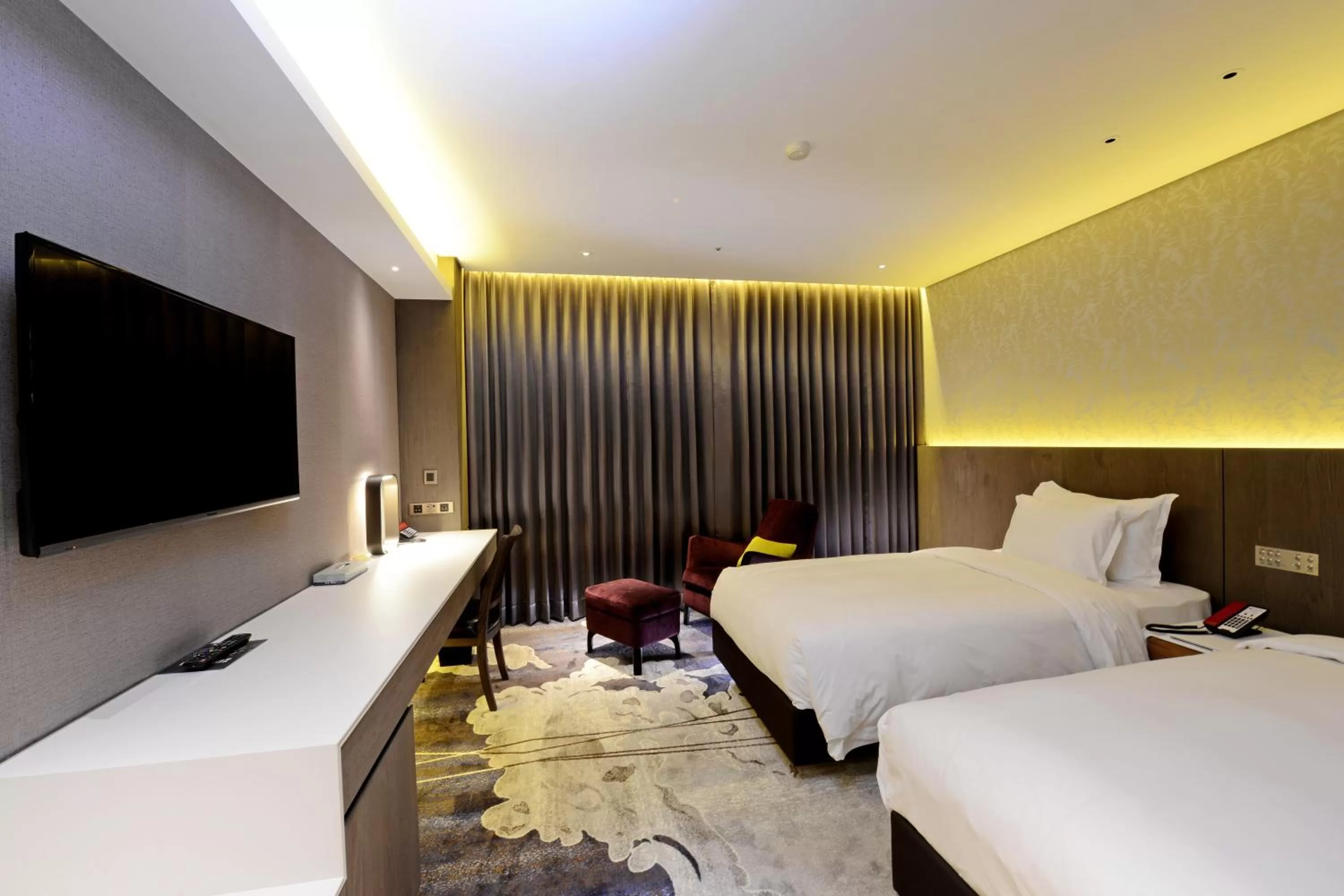 Twin Room in Brother Hotel