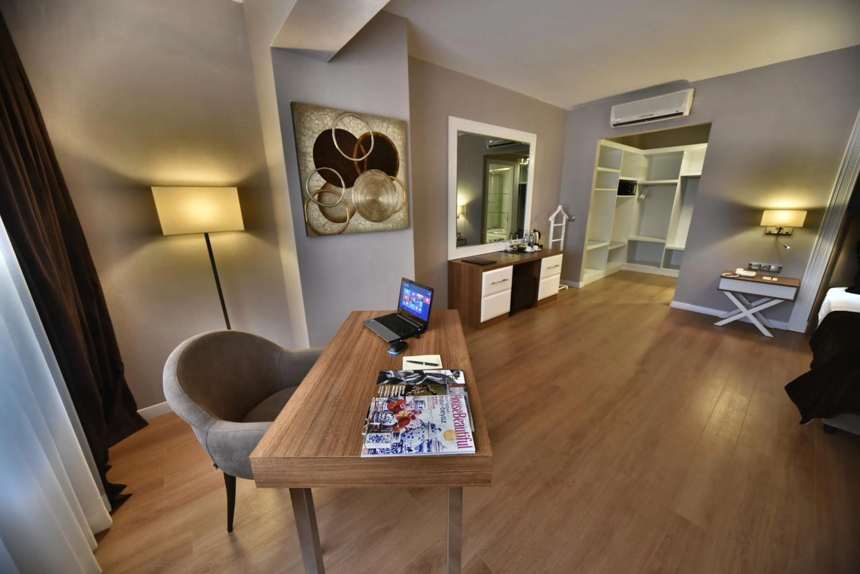 Photo of the whole room in North Point Hotel