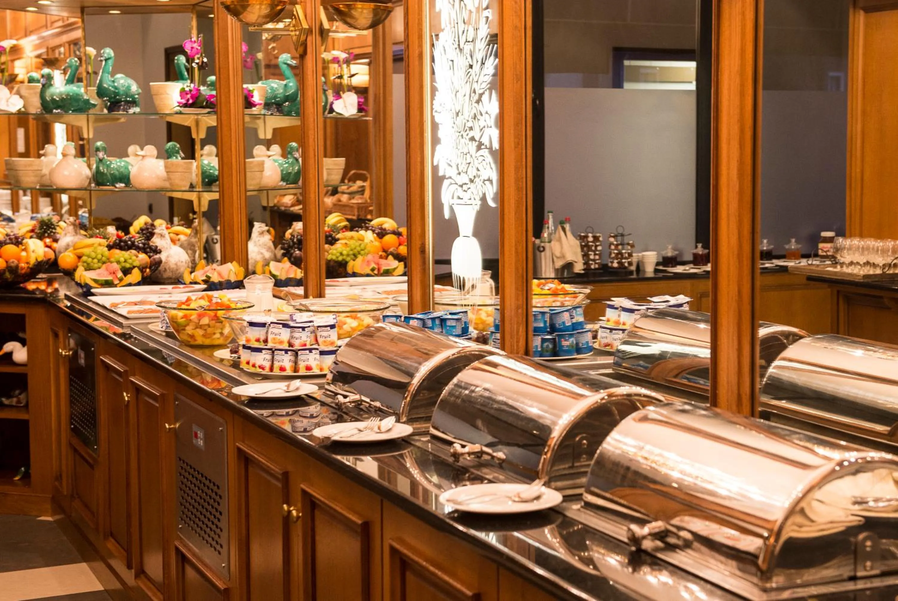 Buffet breakfast in Le Grand Hotel & Spa