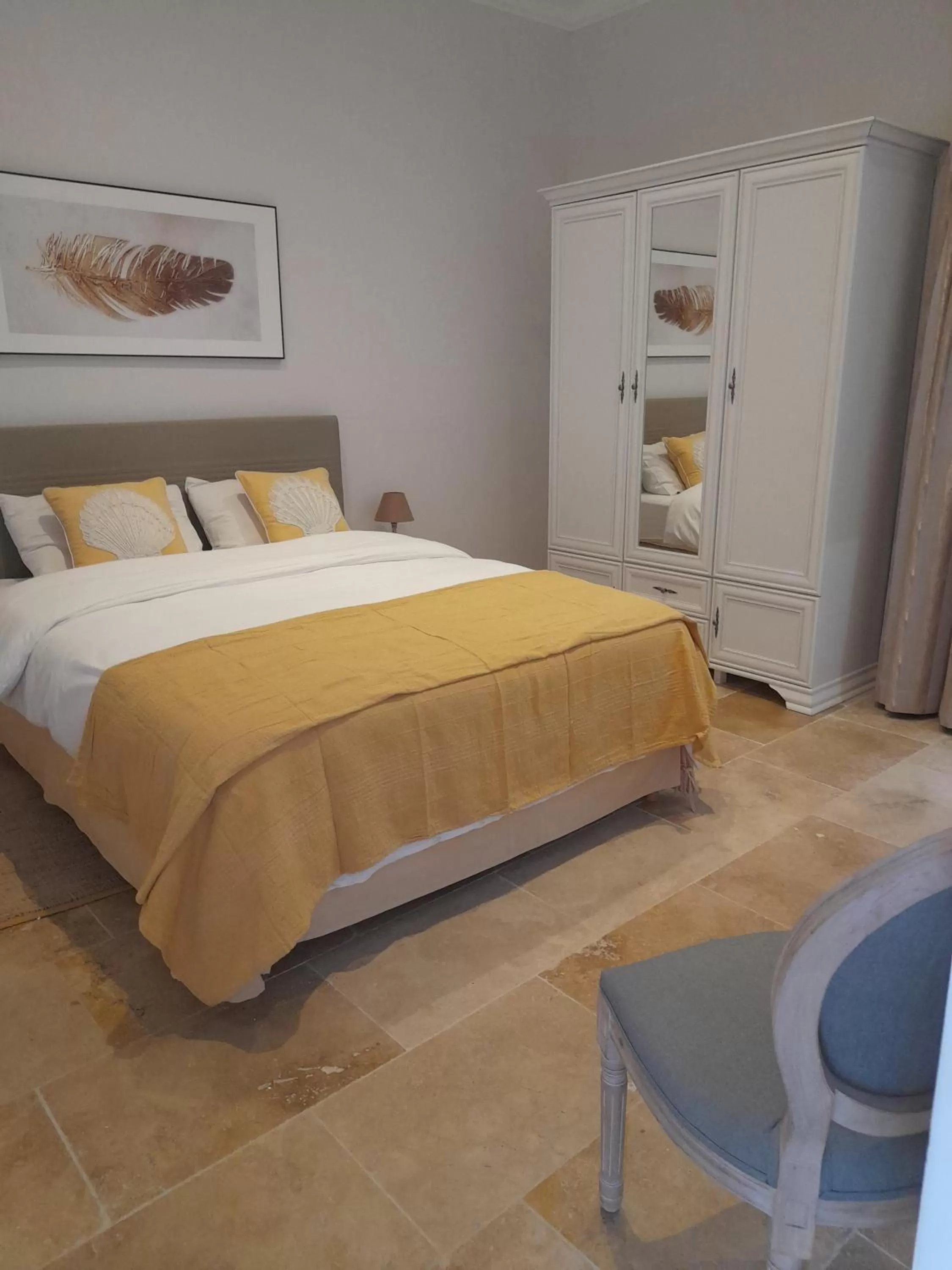 Bed in Palazzo Pisani Malta Boutique and SPA