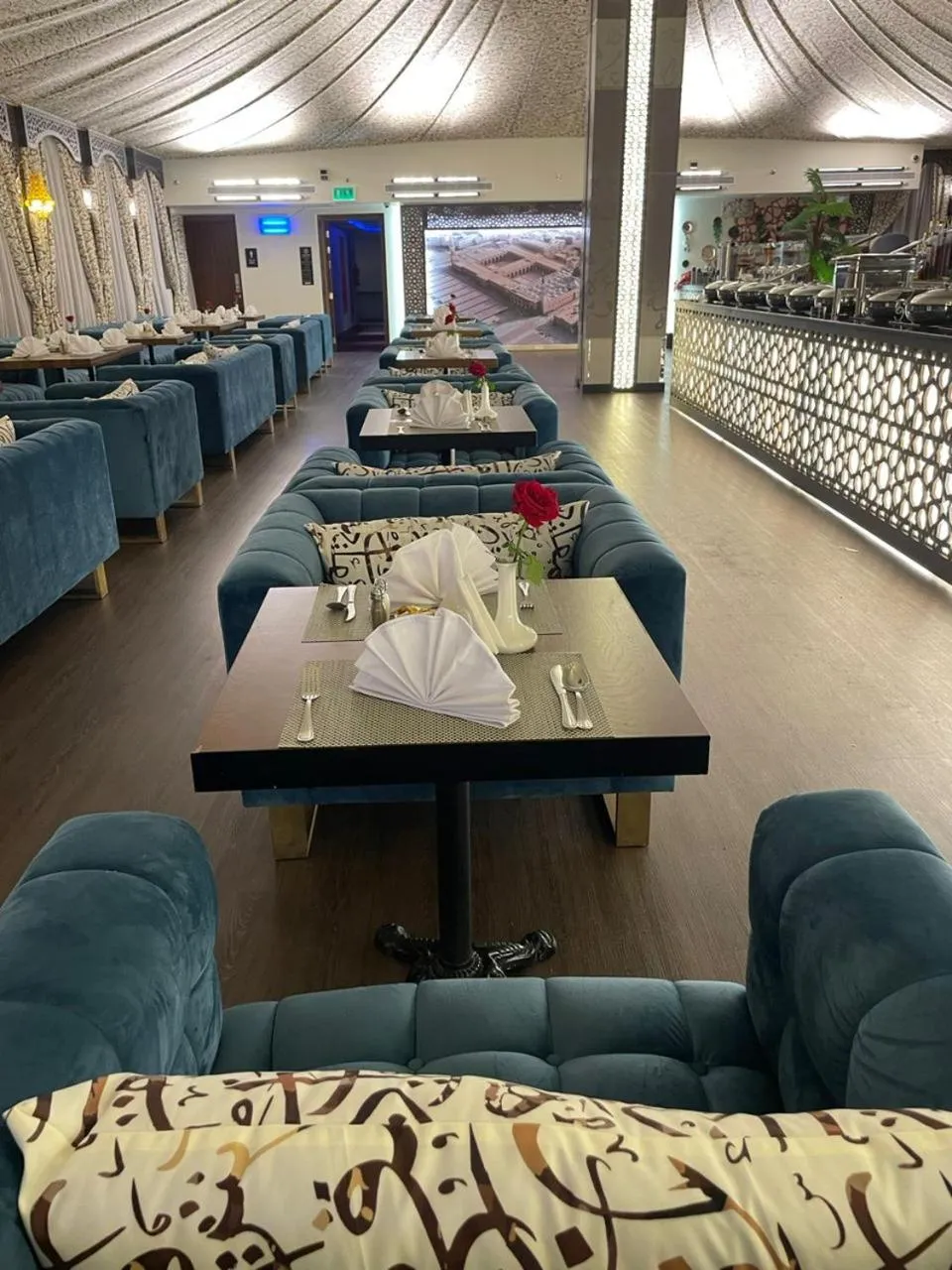 Restaurant/Places to Eat in Rua Al Hijrah Hotel