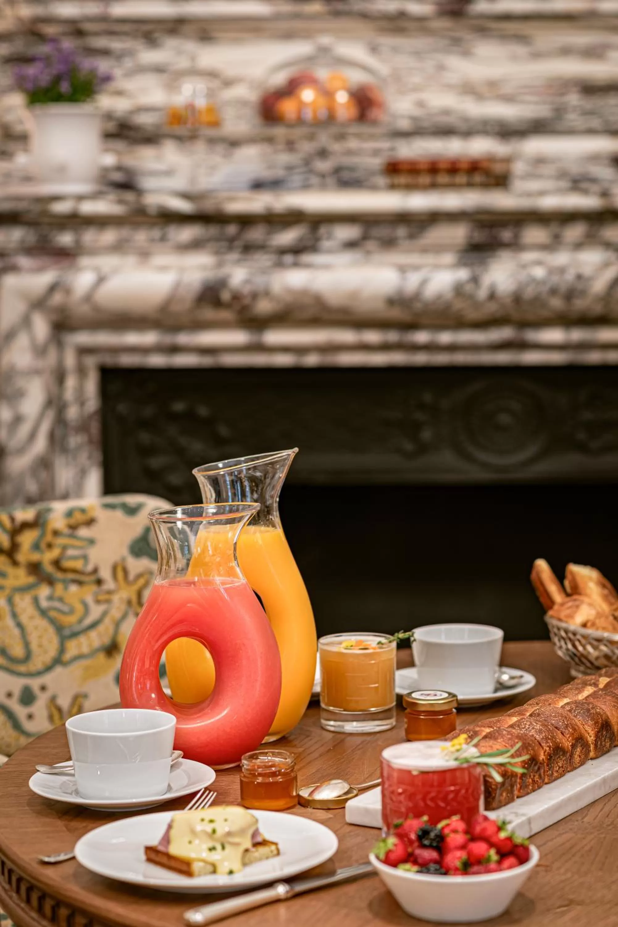 Breakfast in Saint James Paris