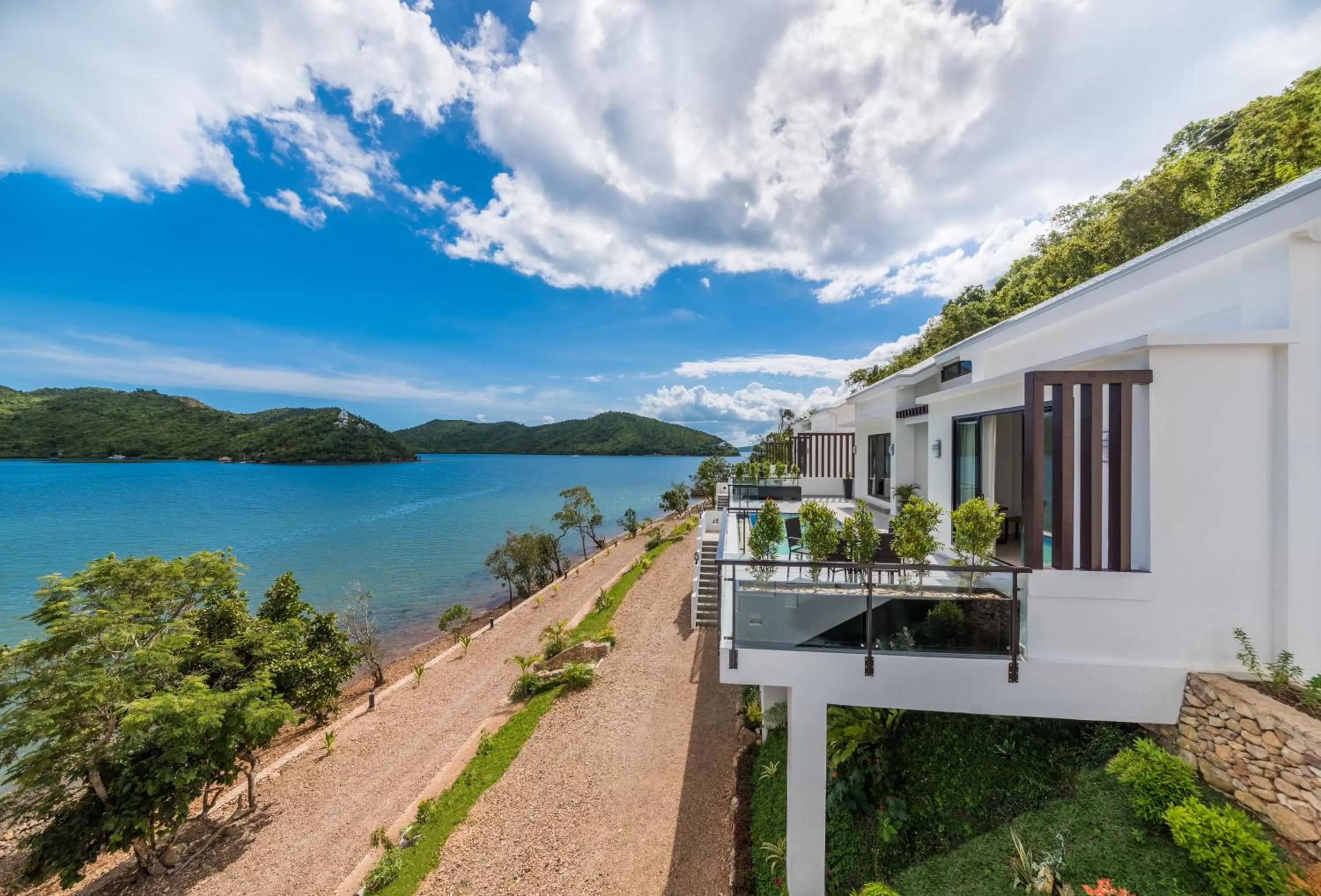 Property building in Busuanga Bay Lodge